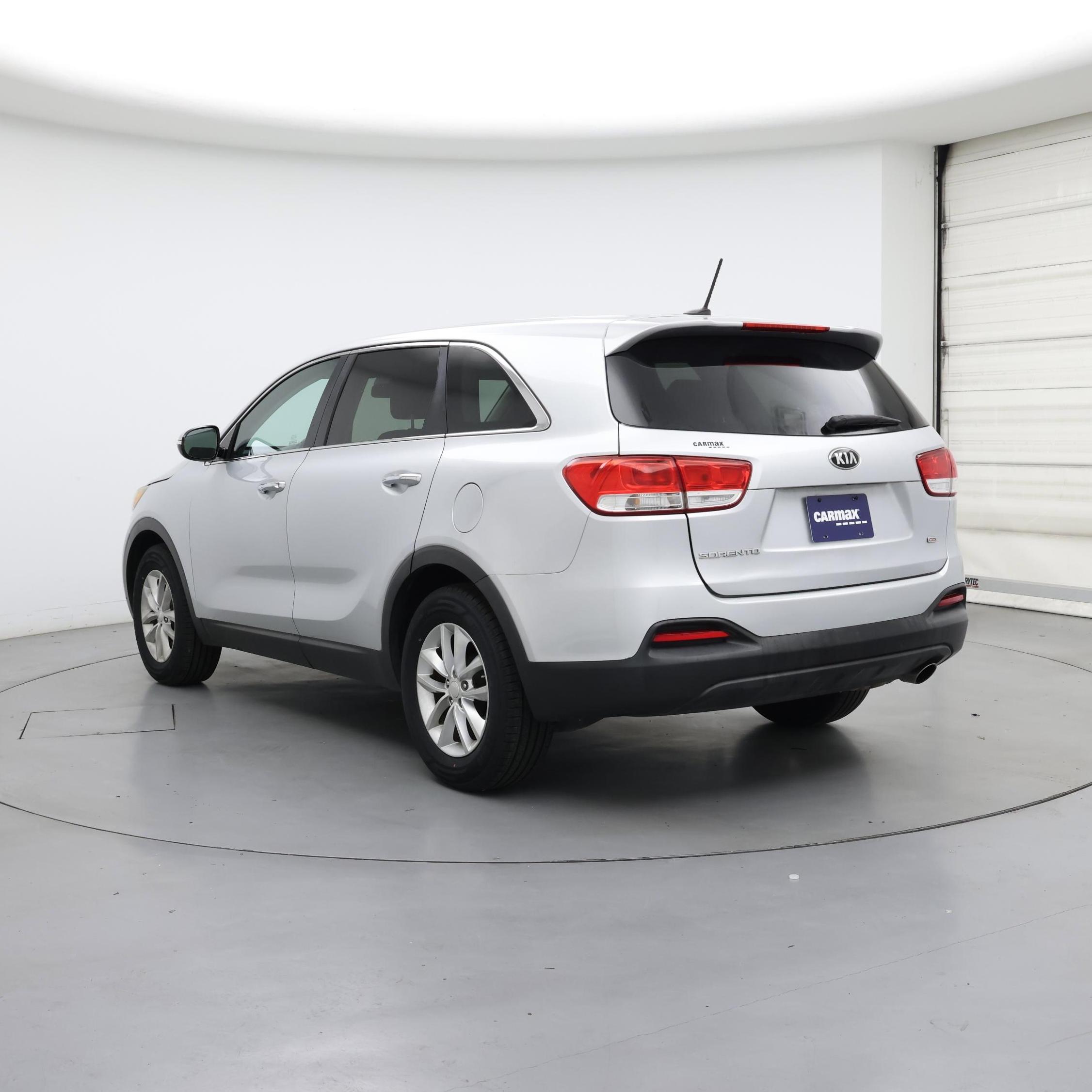 Thumbnail: 2017 Kia Sorento - 2