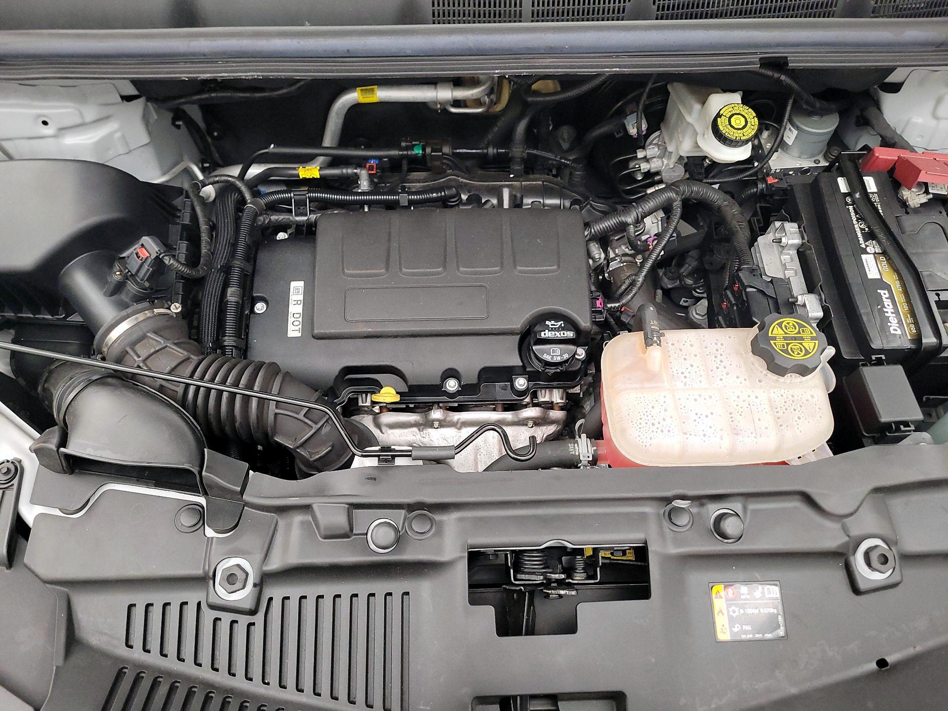 Thumbnail: 2021 Chevrolet Trax - 17