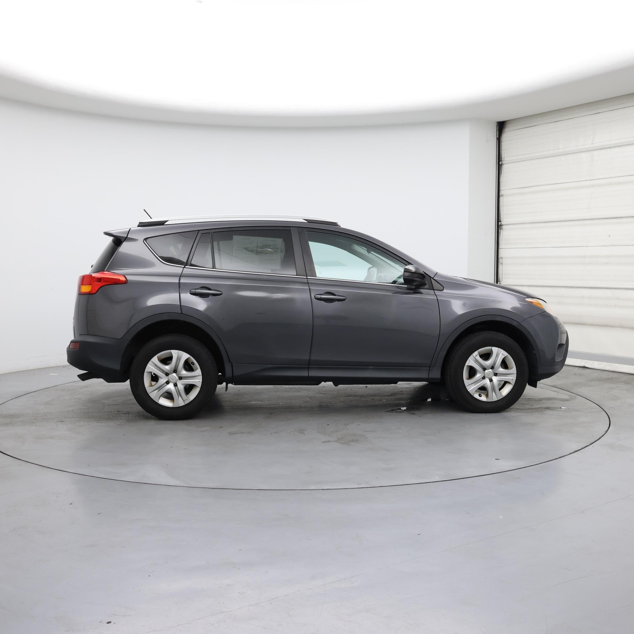 Thumbnail: 2014 Toyota RAV4 - 7