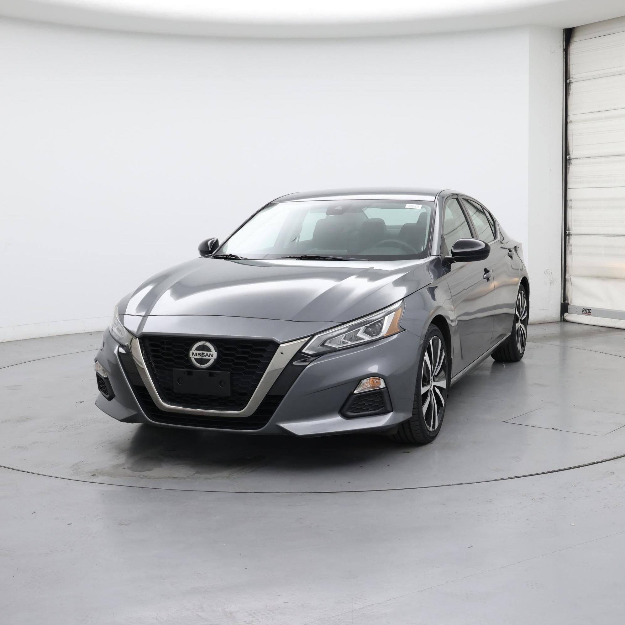 Thumbnail: 2020 Nissan Altima - 4