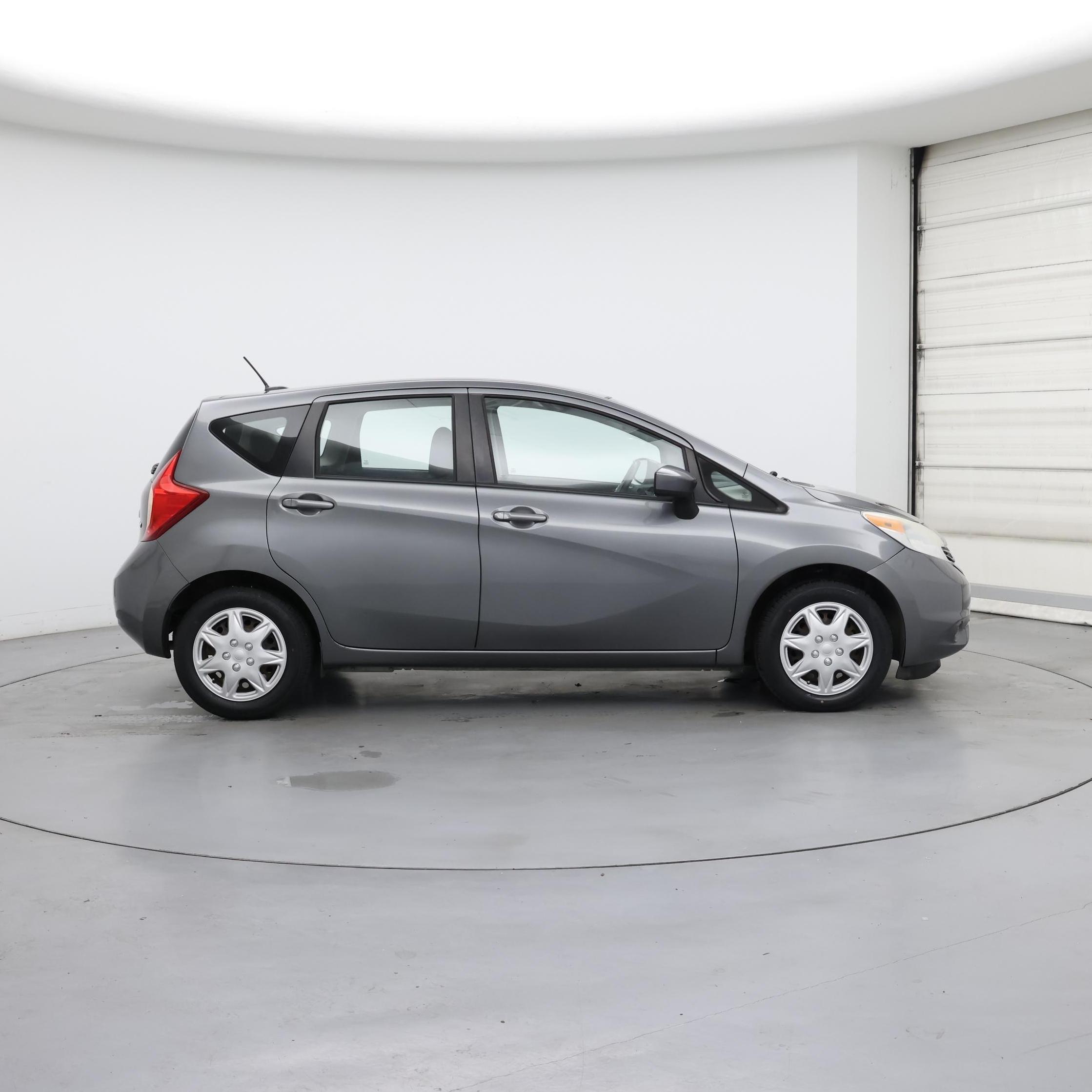 Thumbnail: 2016 Nissan Versa Note - 7