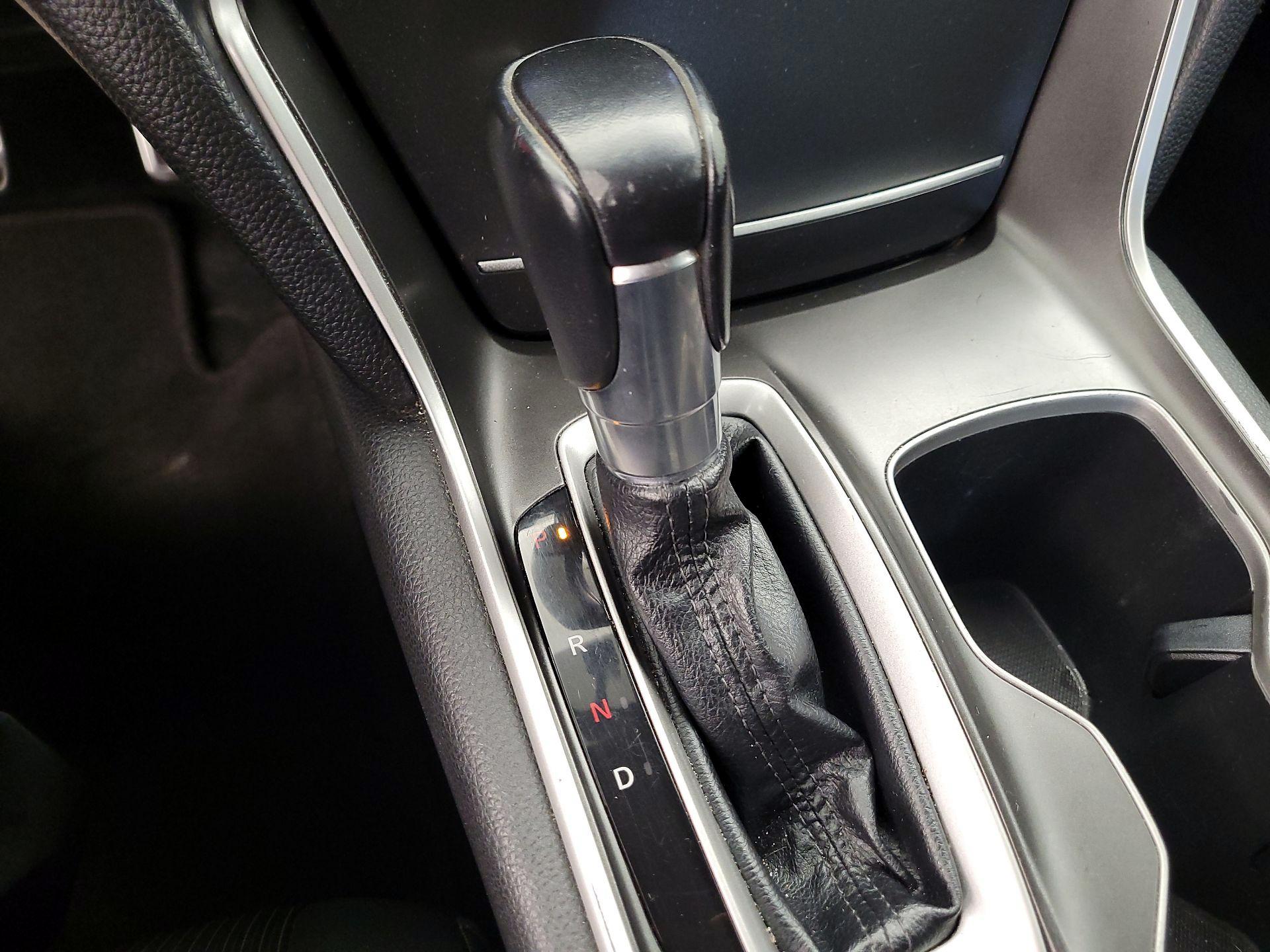 Thumbnail: 2019 Honda Accord - 15