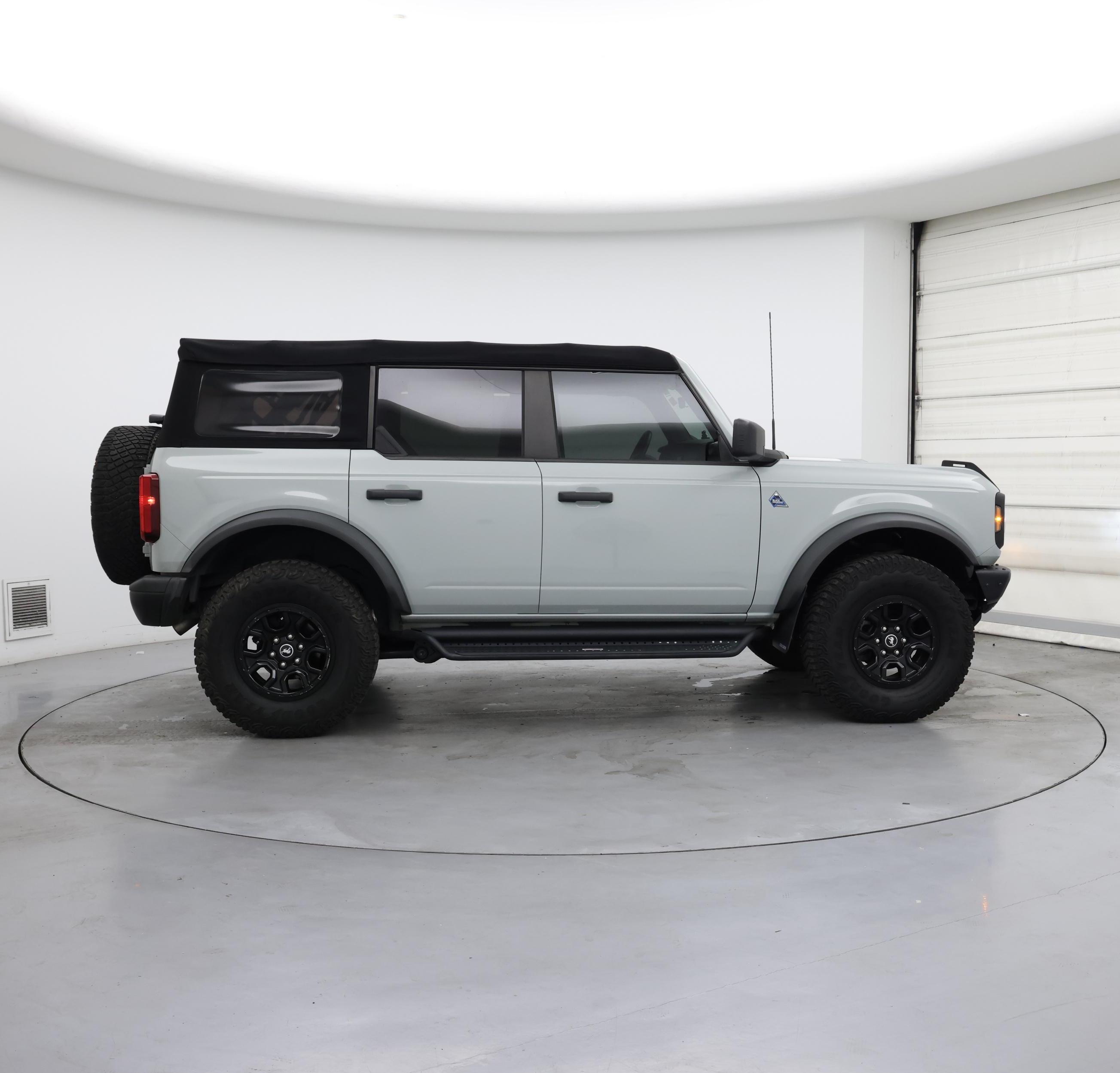Thumbnail: 2022 Ford Bronco - 7