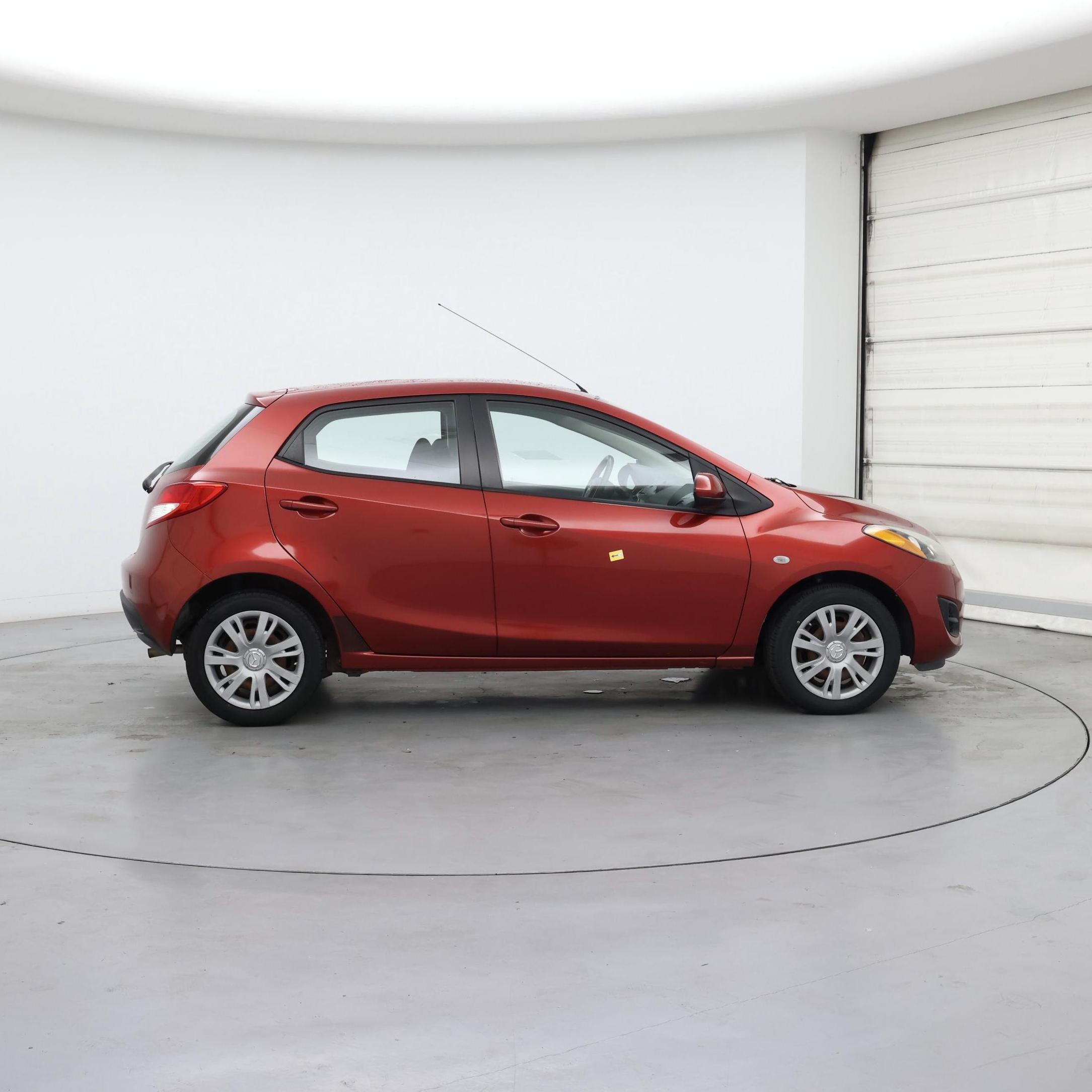 Thumbnail: 2014 Mazda Mazda2 - 7