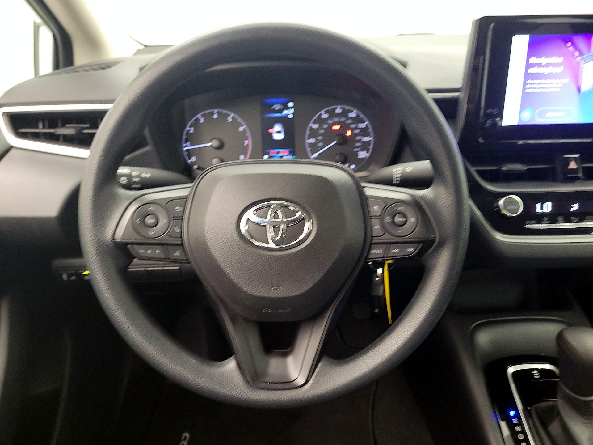 Thumbnail: 2023 Toyota Corolla - 10
