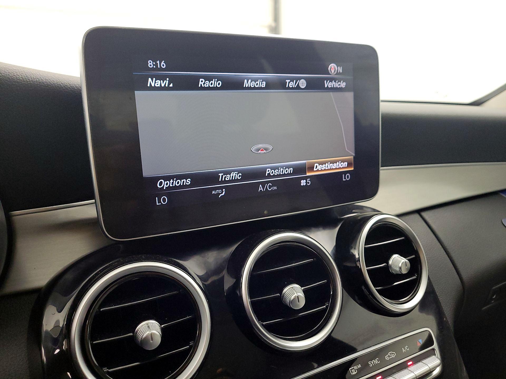 Thumbnail: 2015 Mercedes-Benz C-Class - 14