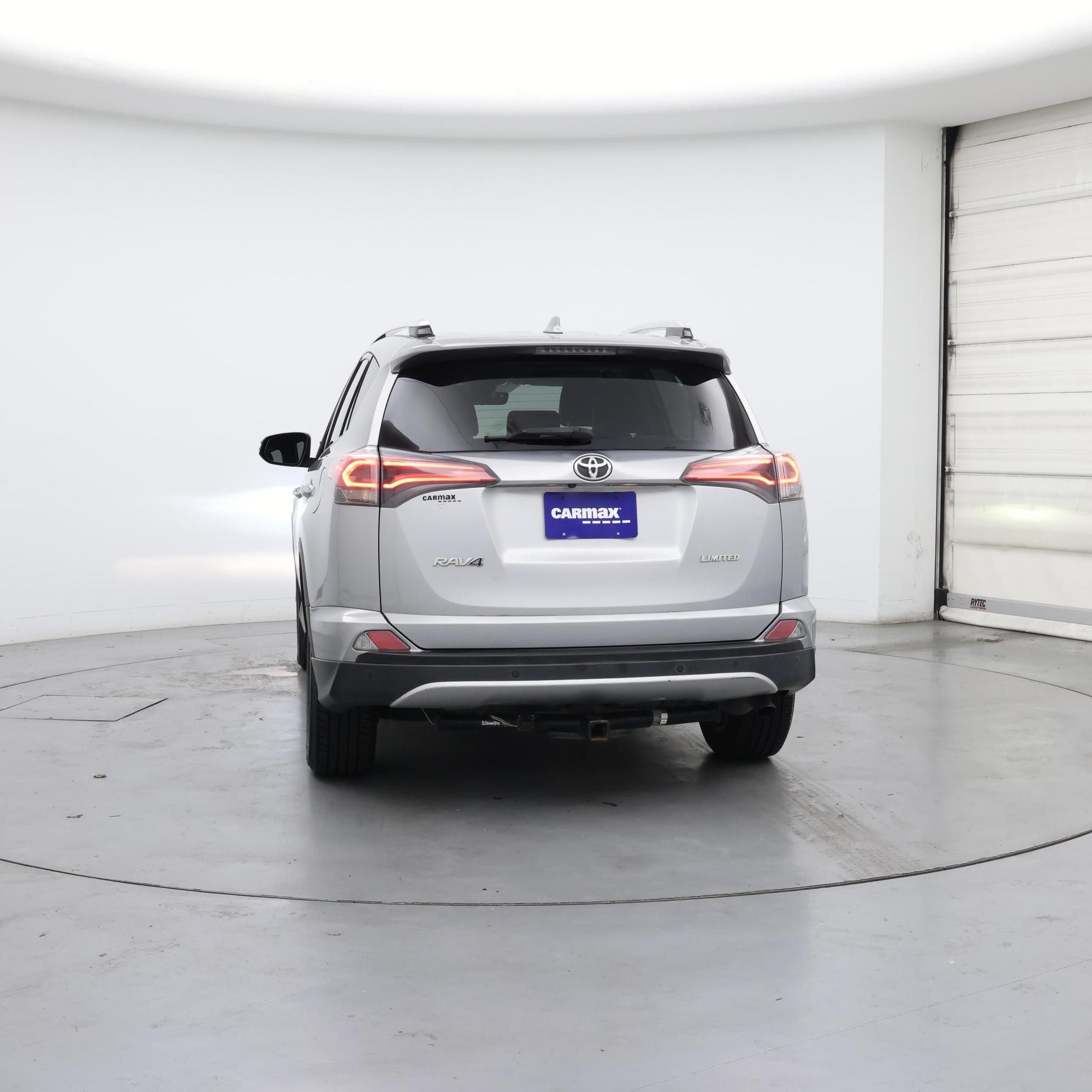 Thumbnail: 2016 Toyota RAV4 - 6