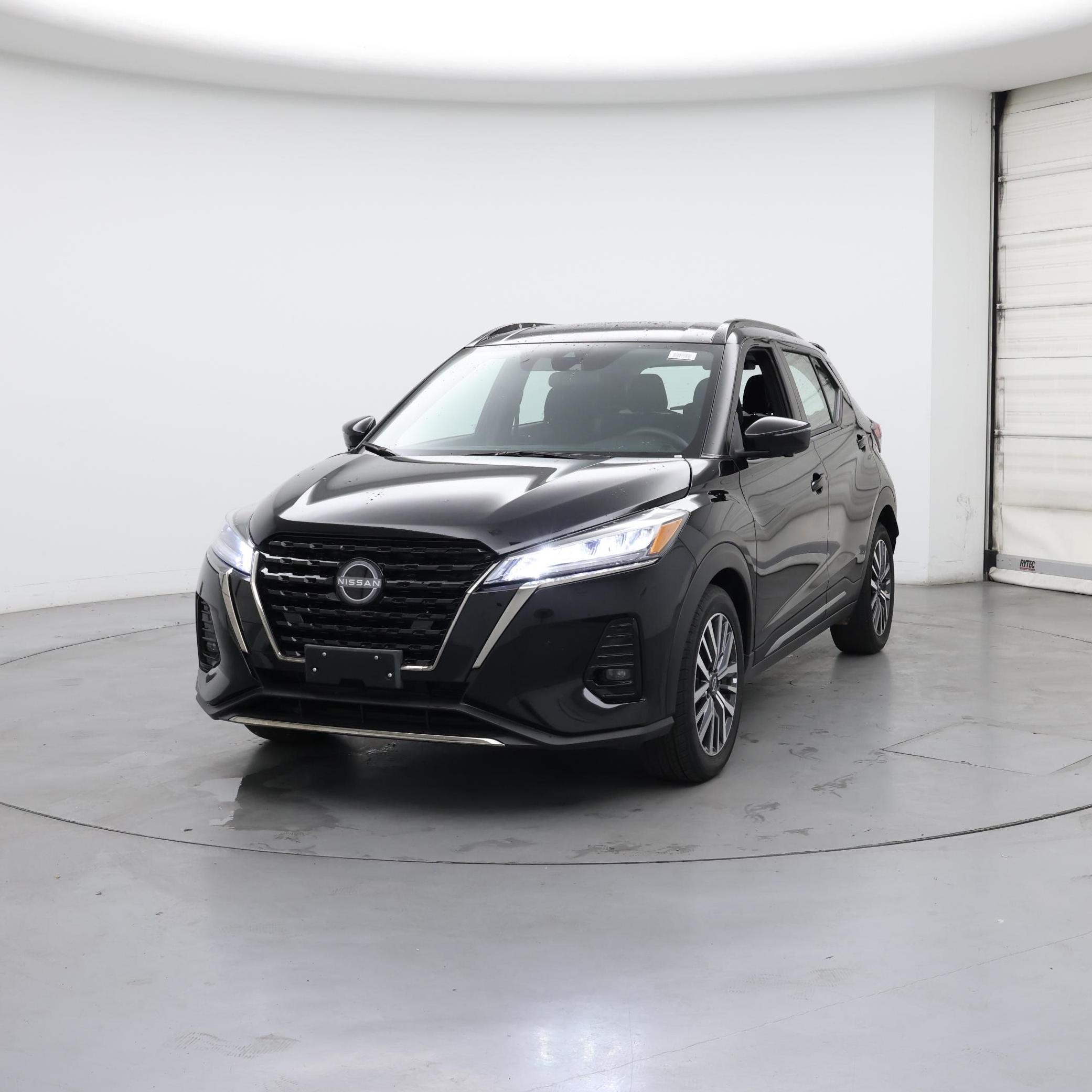 Thumbnail: 2024 Nissan Kicks - 4