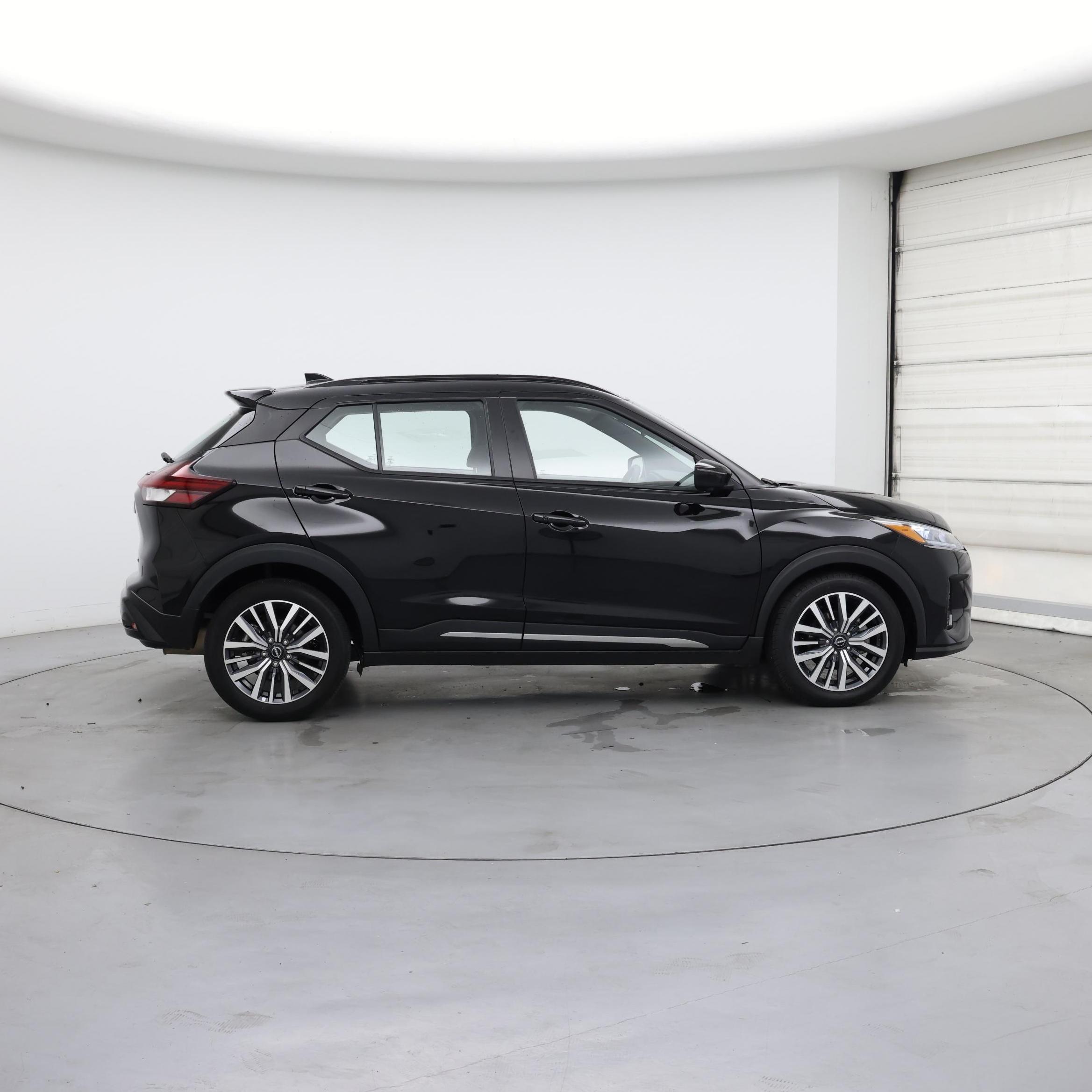 Thumbnail: 2024 Nissan Kicks - 7