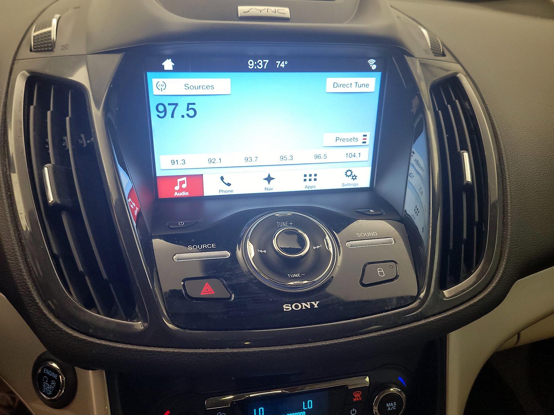 Thumbnail: 2016 Ford C-Max - 15