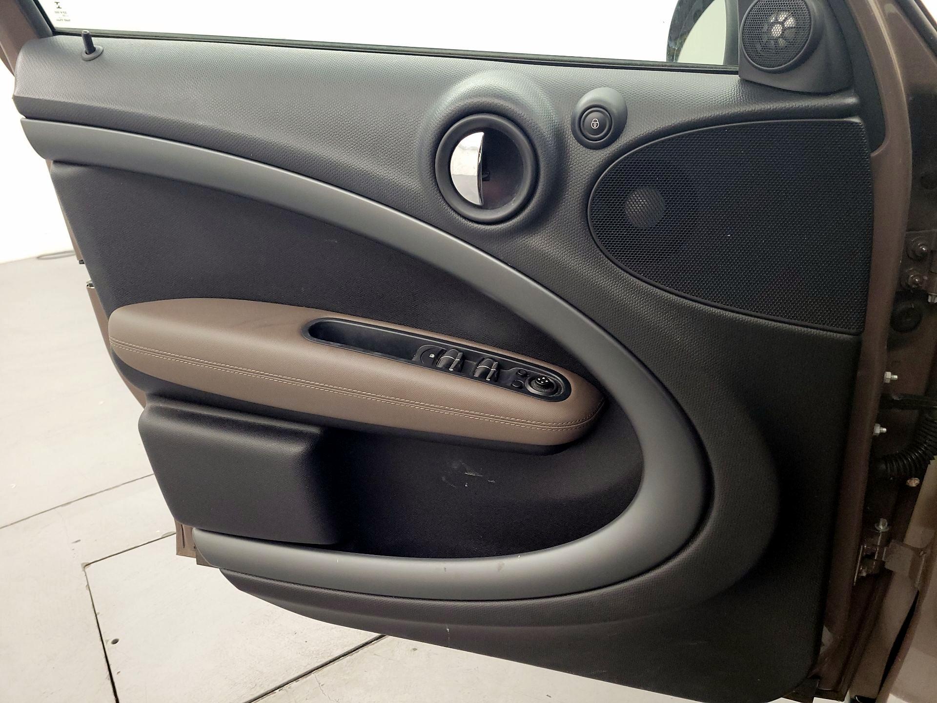 Thumbnail: 2015 MINI Cooper Countryman - 12