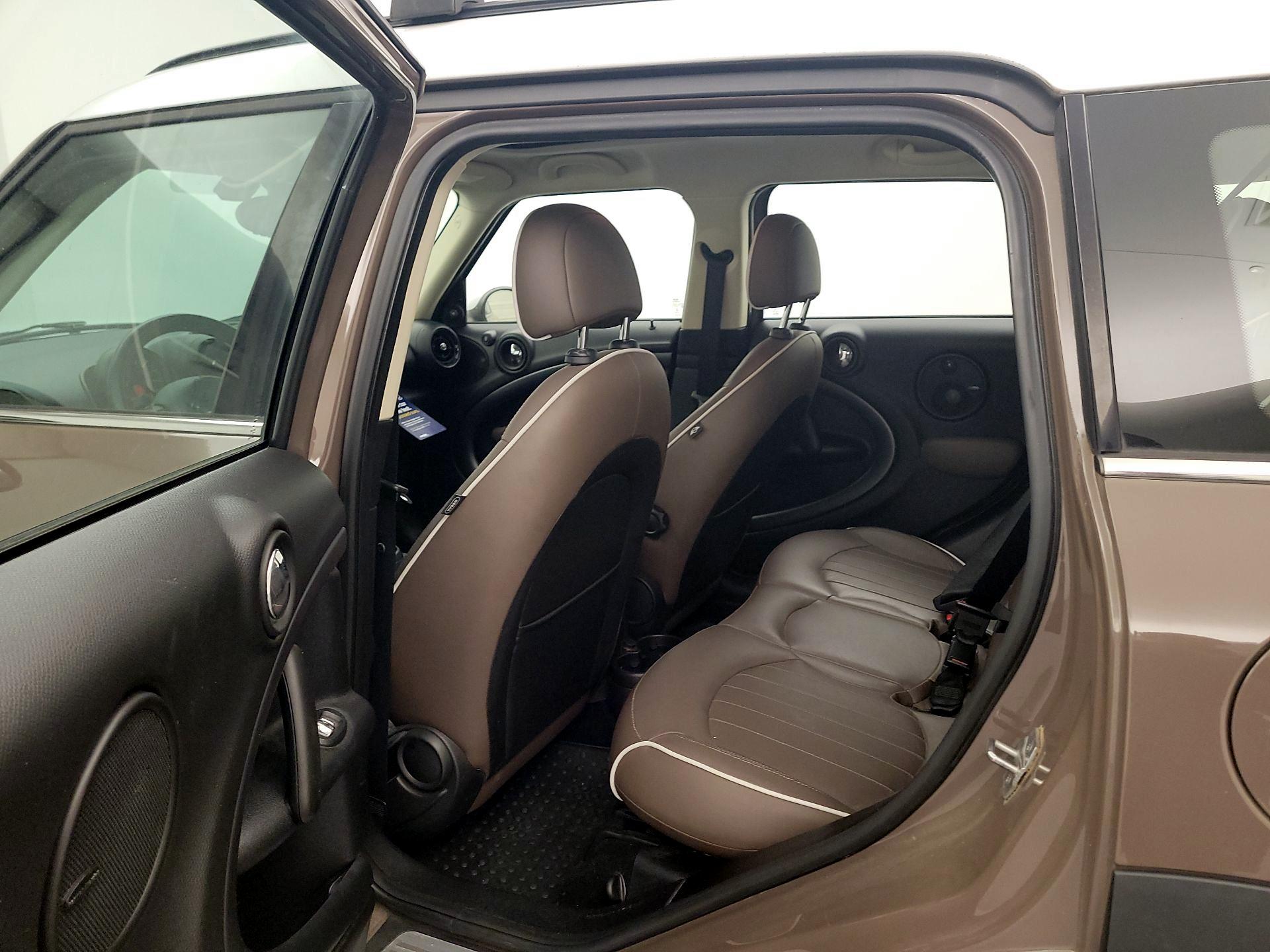 Thumbnail: 2015 MINI Cooper Countryman - 17