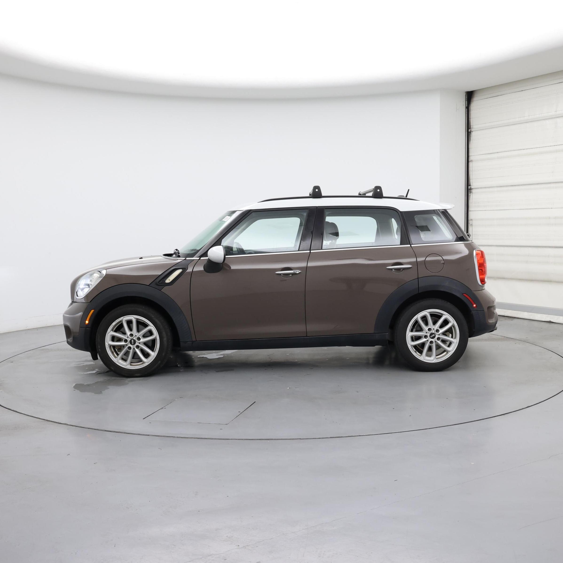 Thumbnail: 2015 MINI Cooper Countryman - 3
