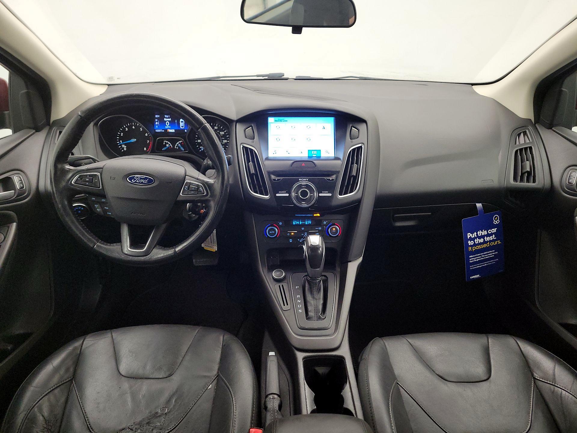 Thumbnail: 2016 Ford Focus - 9