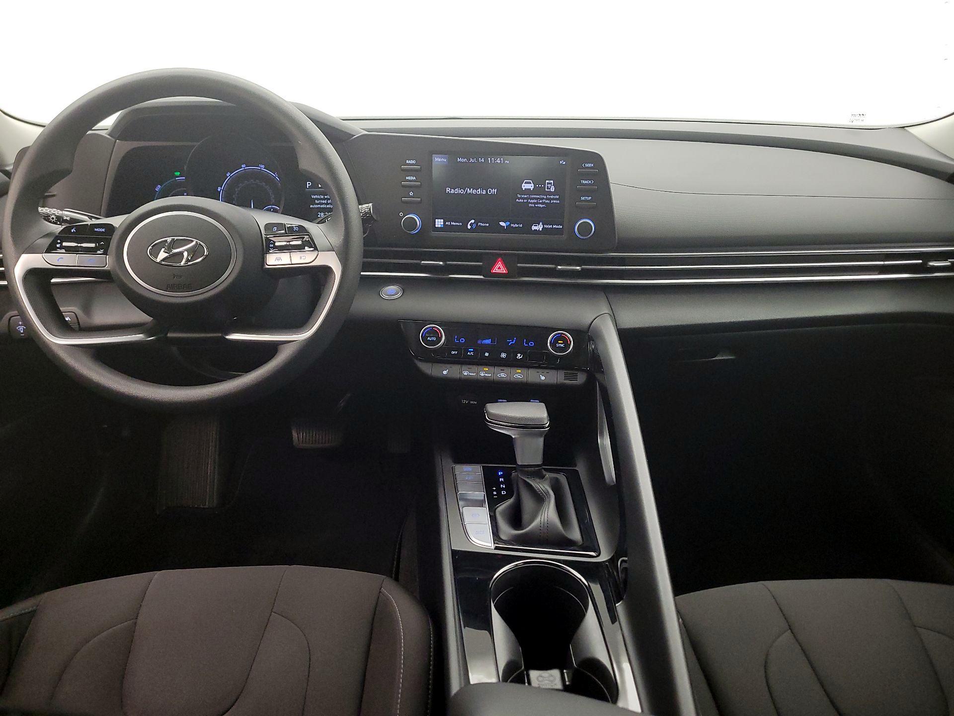 Thumbnail: 2023 Hyundai Elantra - 9