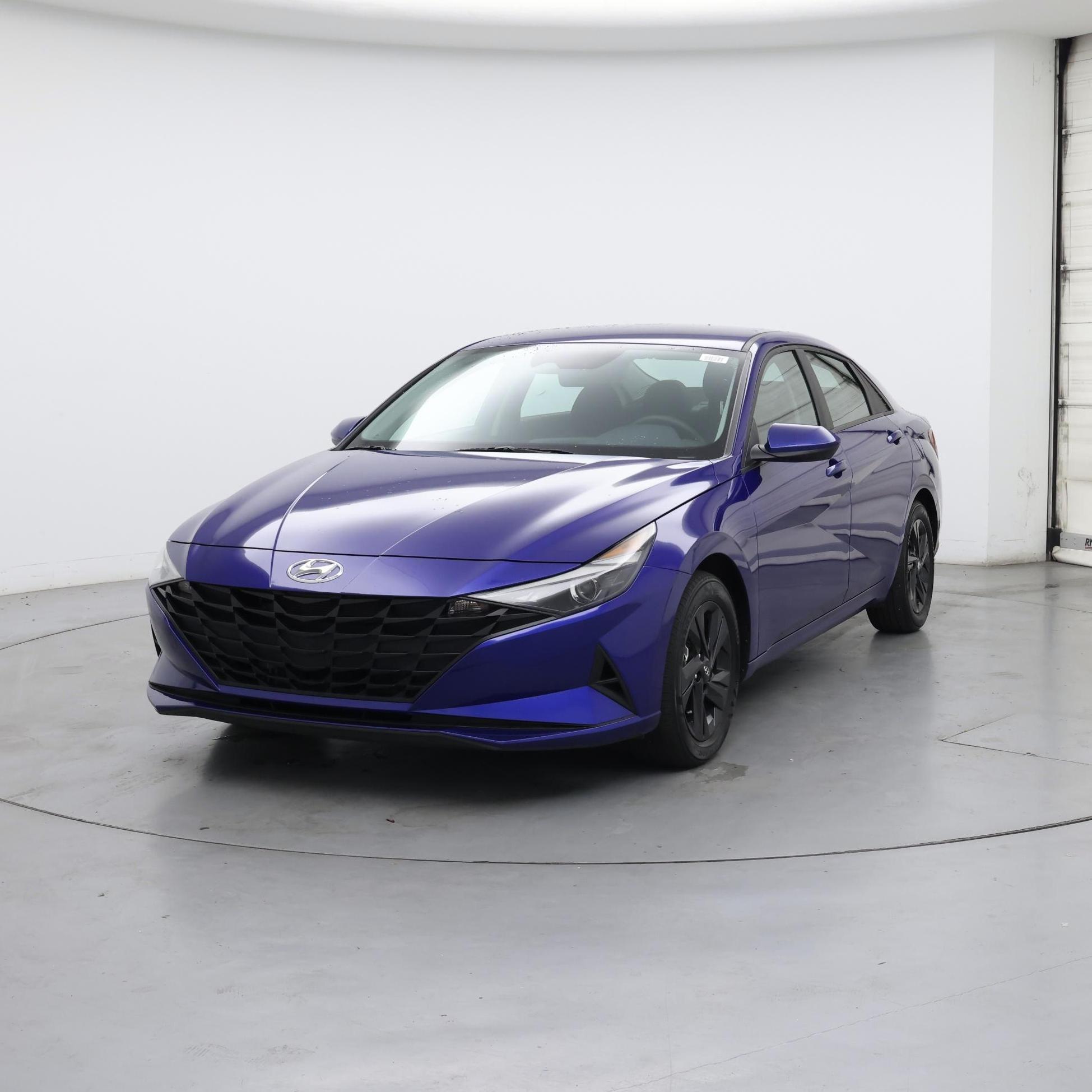 Thumbnail: 2023 Hyundai Elantra - 4