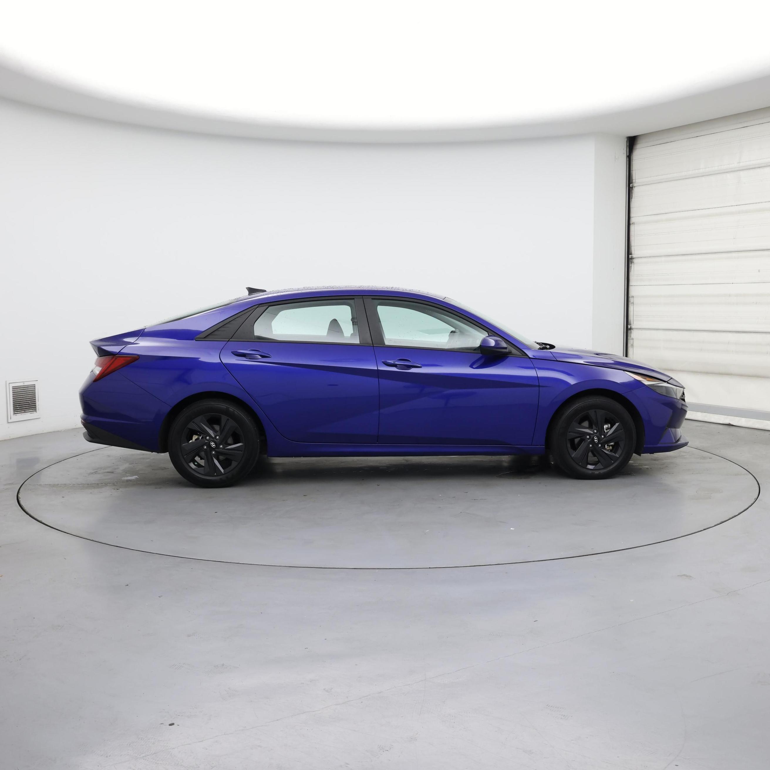 Thumbnail: 2023 Hyundai Elantra - 7