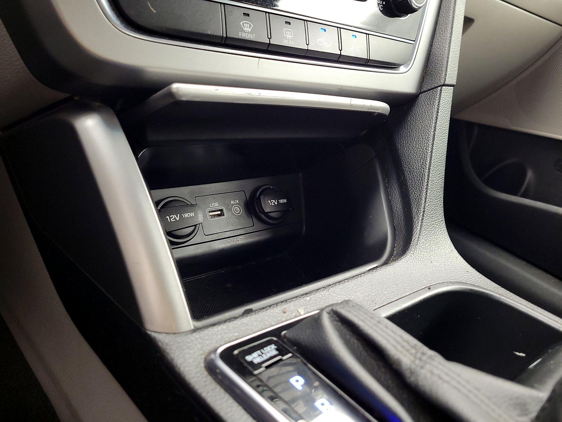Thumbnail: 2016 Hyundai Sonata - 18