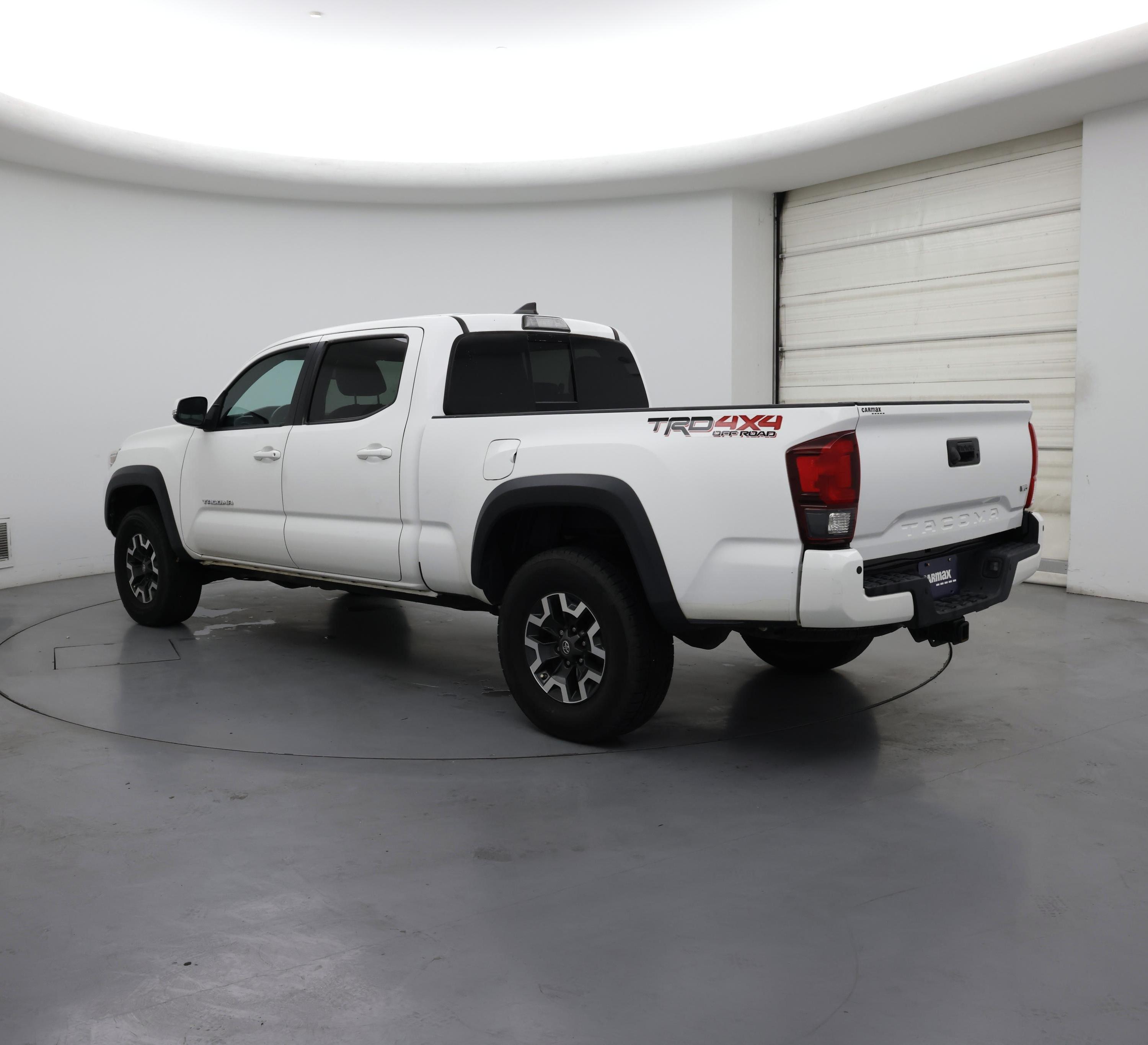 Thumbnail: 2018 Toyota Tacoma - 2
