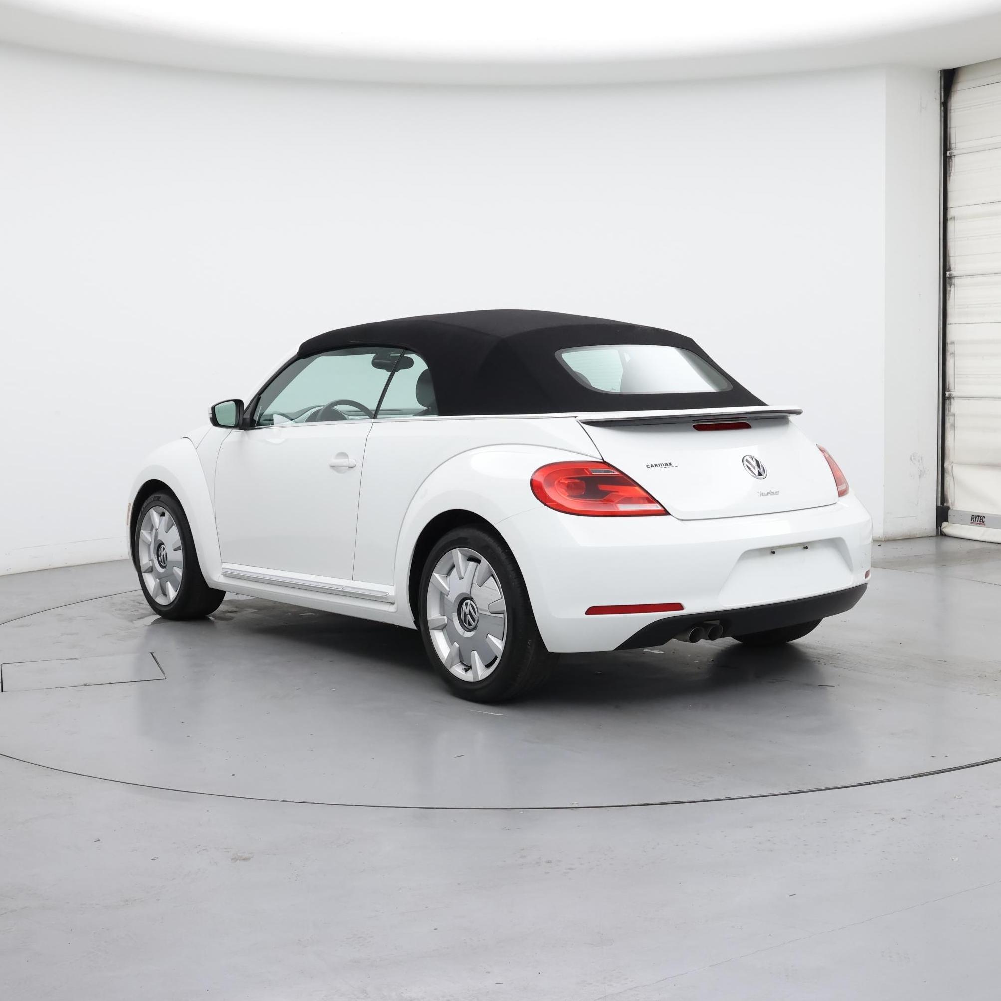 Thumbnail: 2016 Volkswagen Beetle - 2