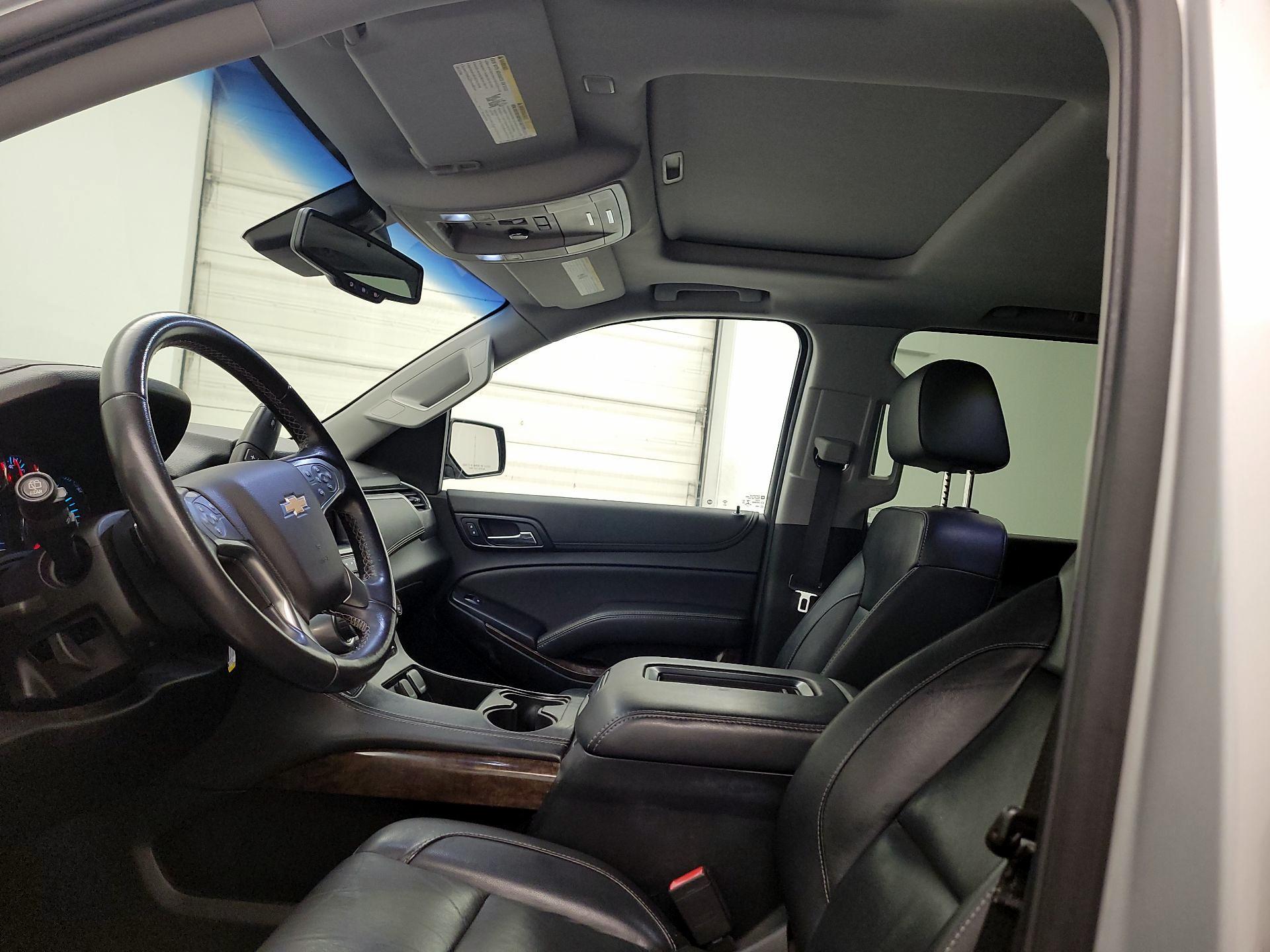 Thumbnail: 2020 Chevrolet Suburban - 19