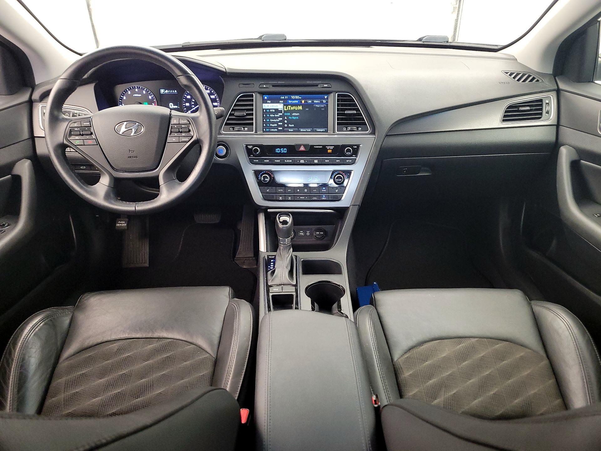 Thumbnail: 2015 Hyundai Sonata - 9