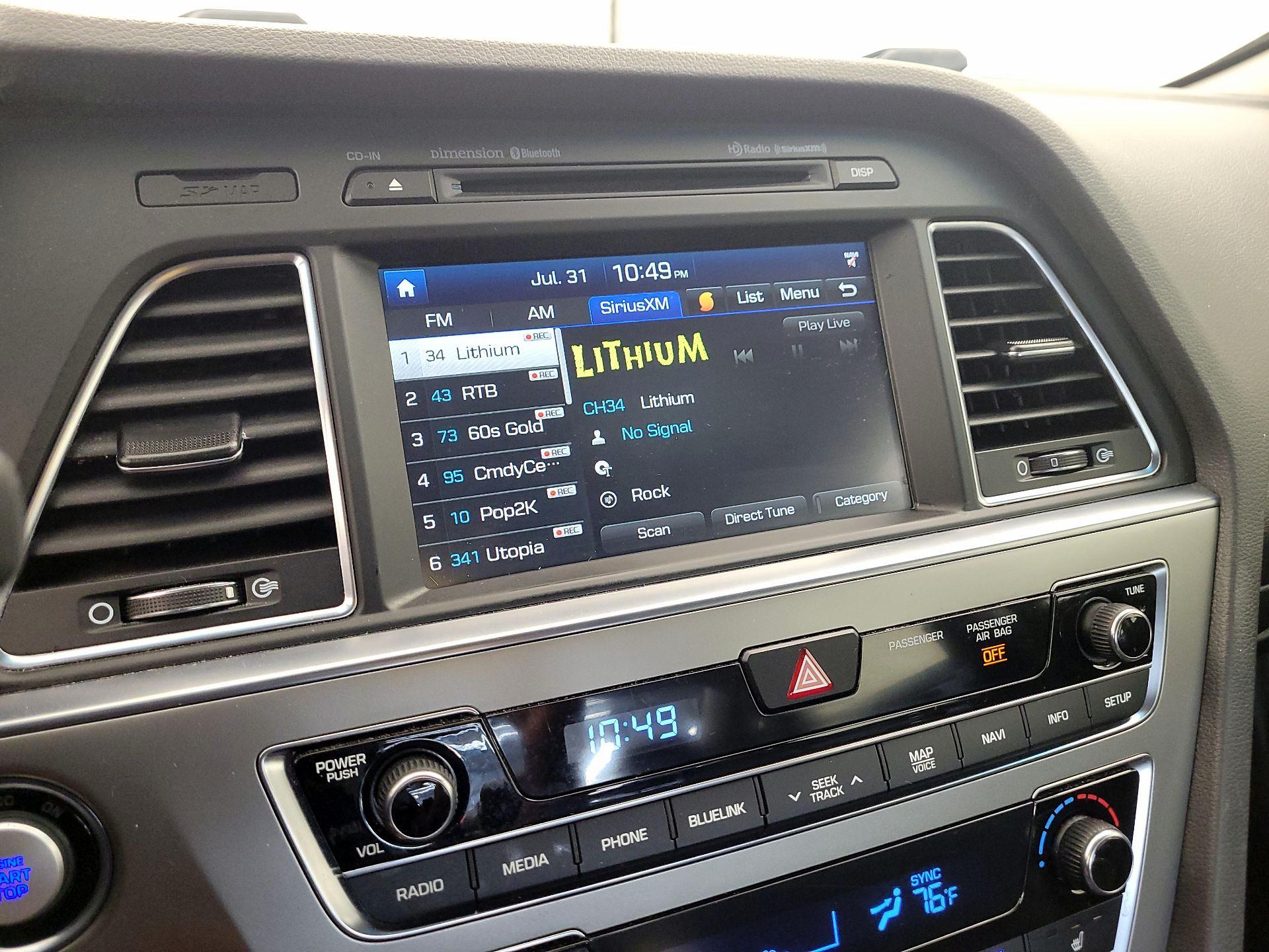 Thumbnail: 2015 Hyundai Sonata - 15