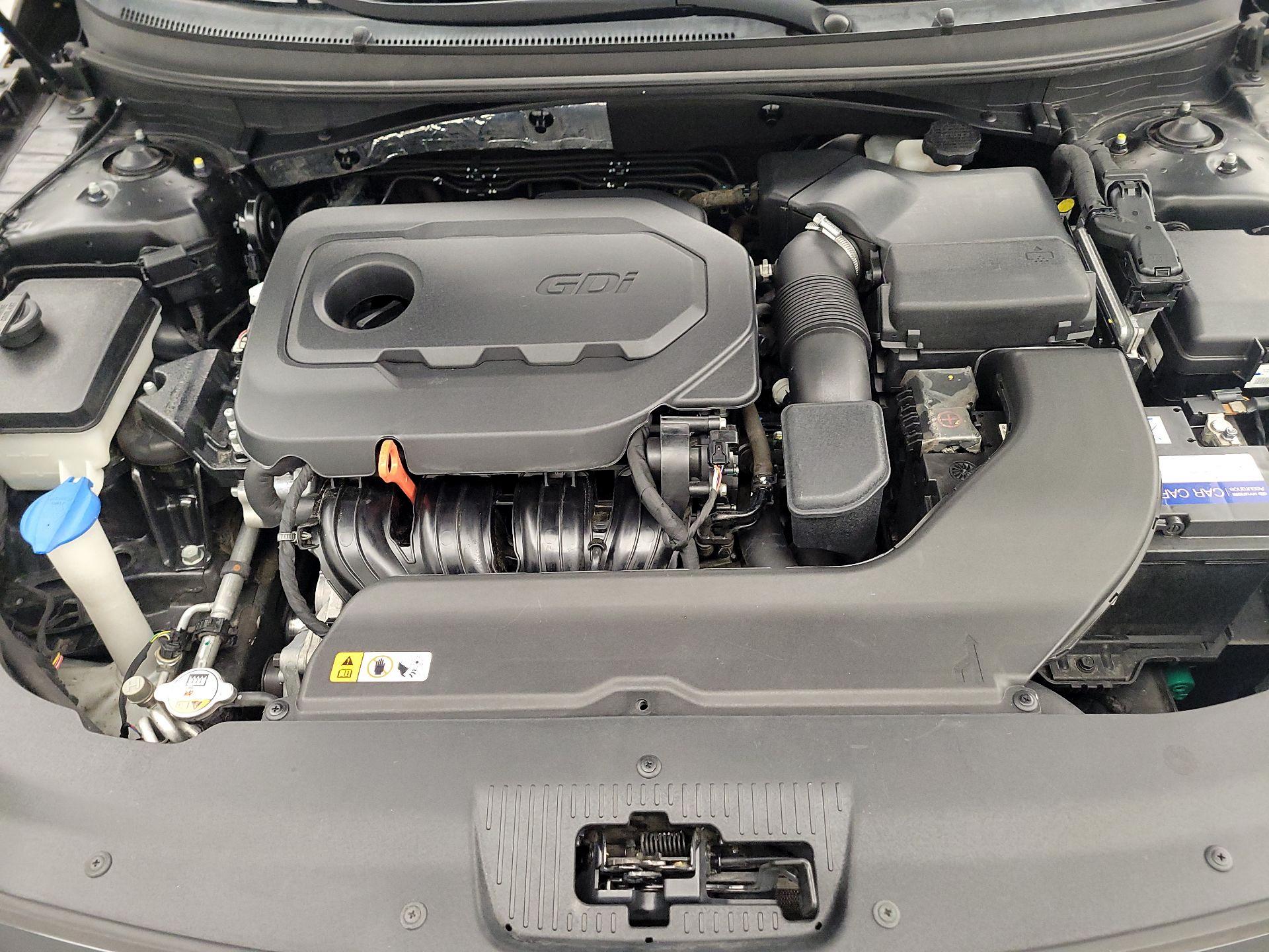 Thumbnail: 2015 Hyundai Sonata - 20
