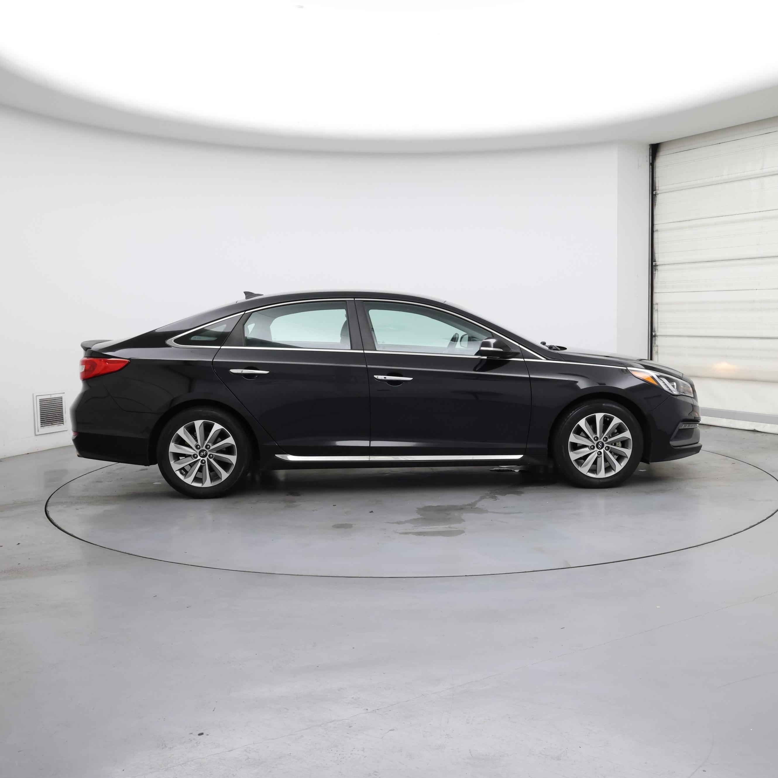 Thumbnail: 2015 Hyundai Sonata - 7