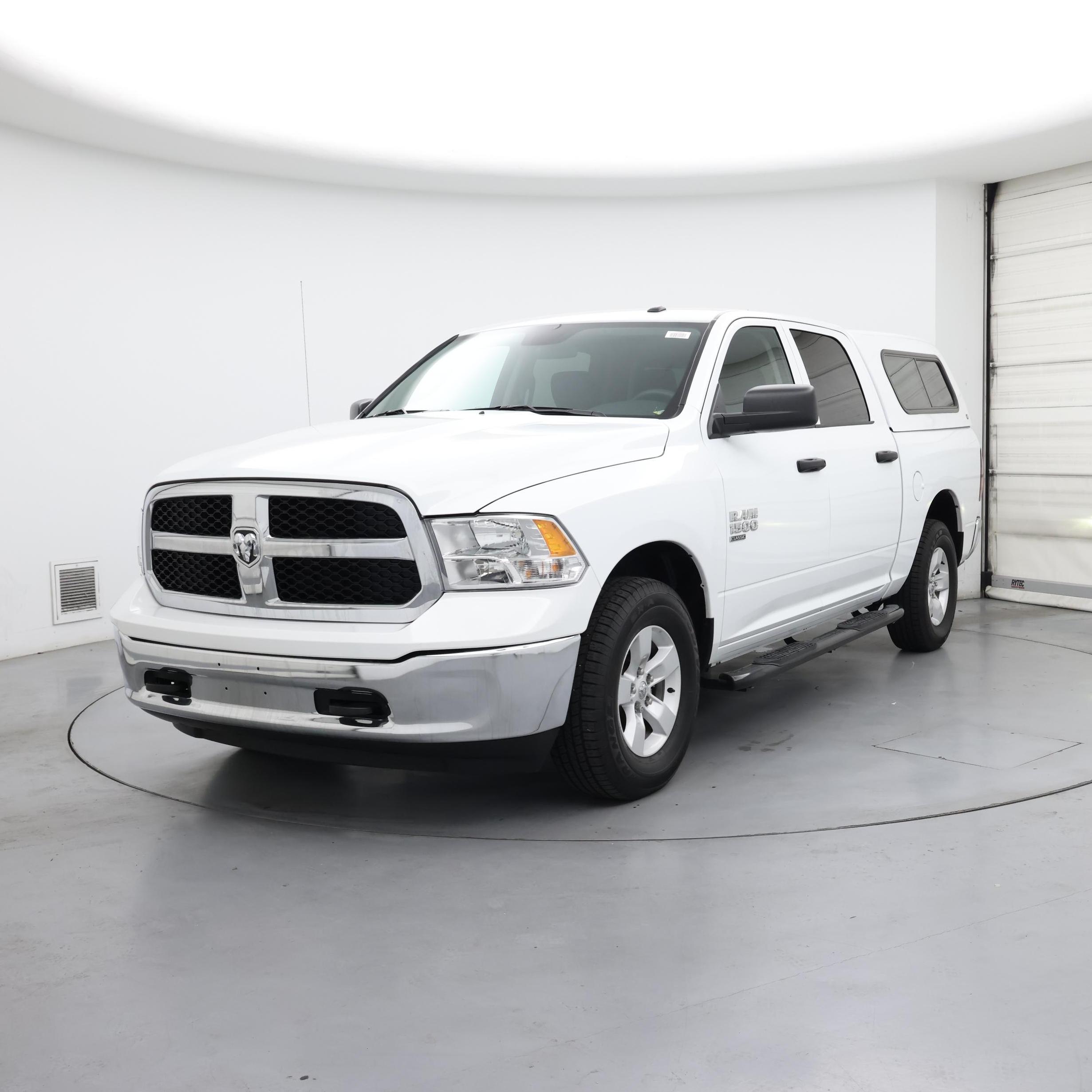Thumbnail: 2023 RAM 1500 Classic - 4