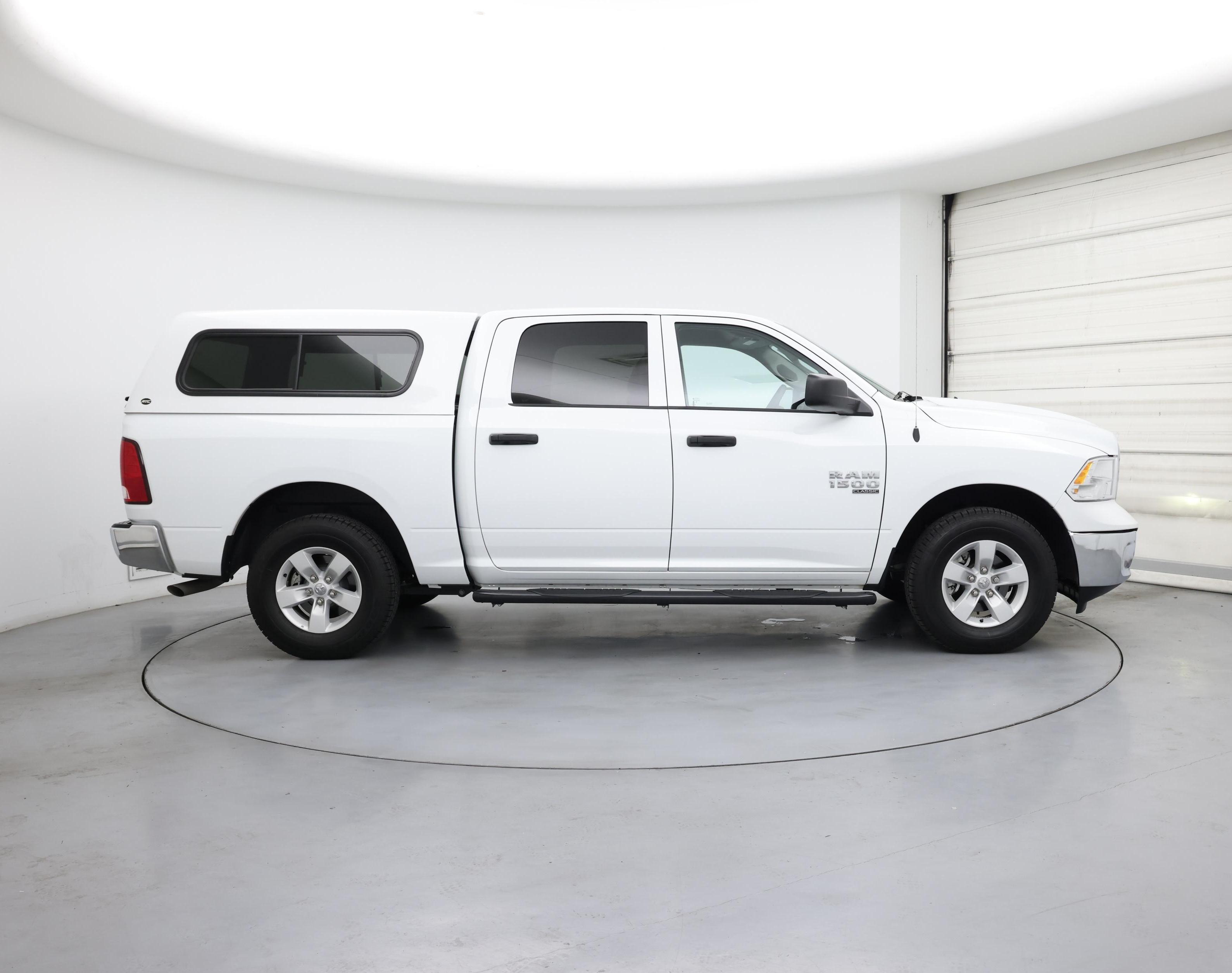 Thumbnail: 2023 RAM 1500 Classic - 7