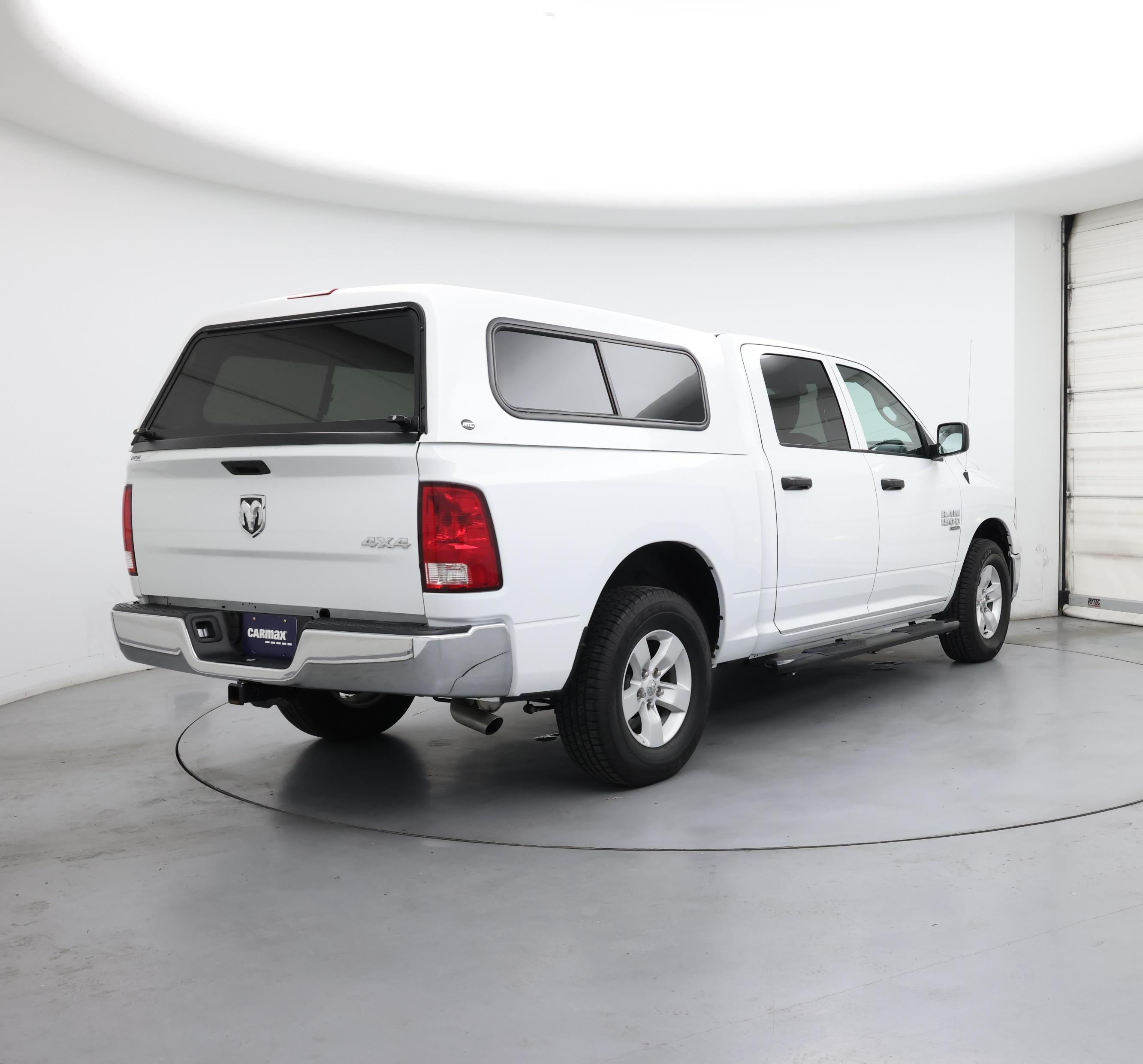 Thumbnail: 2023 RAM 1500 Classic - 8