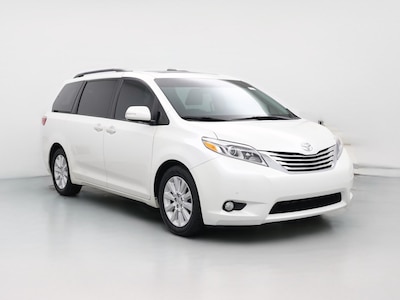 White 2015 Toyota Sienna Limited