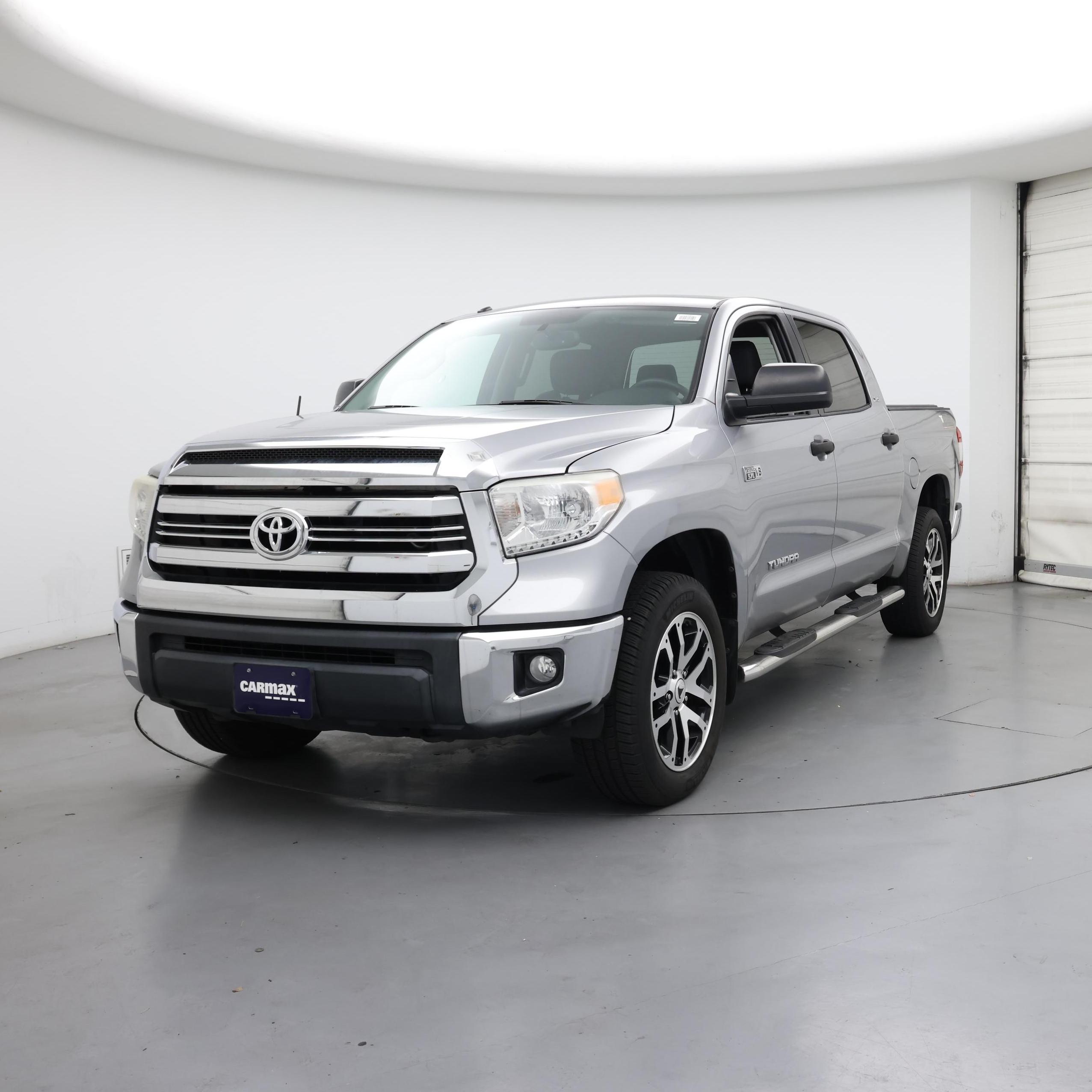 Thumbnail: 2017 Toyota Tundra - 4