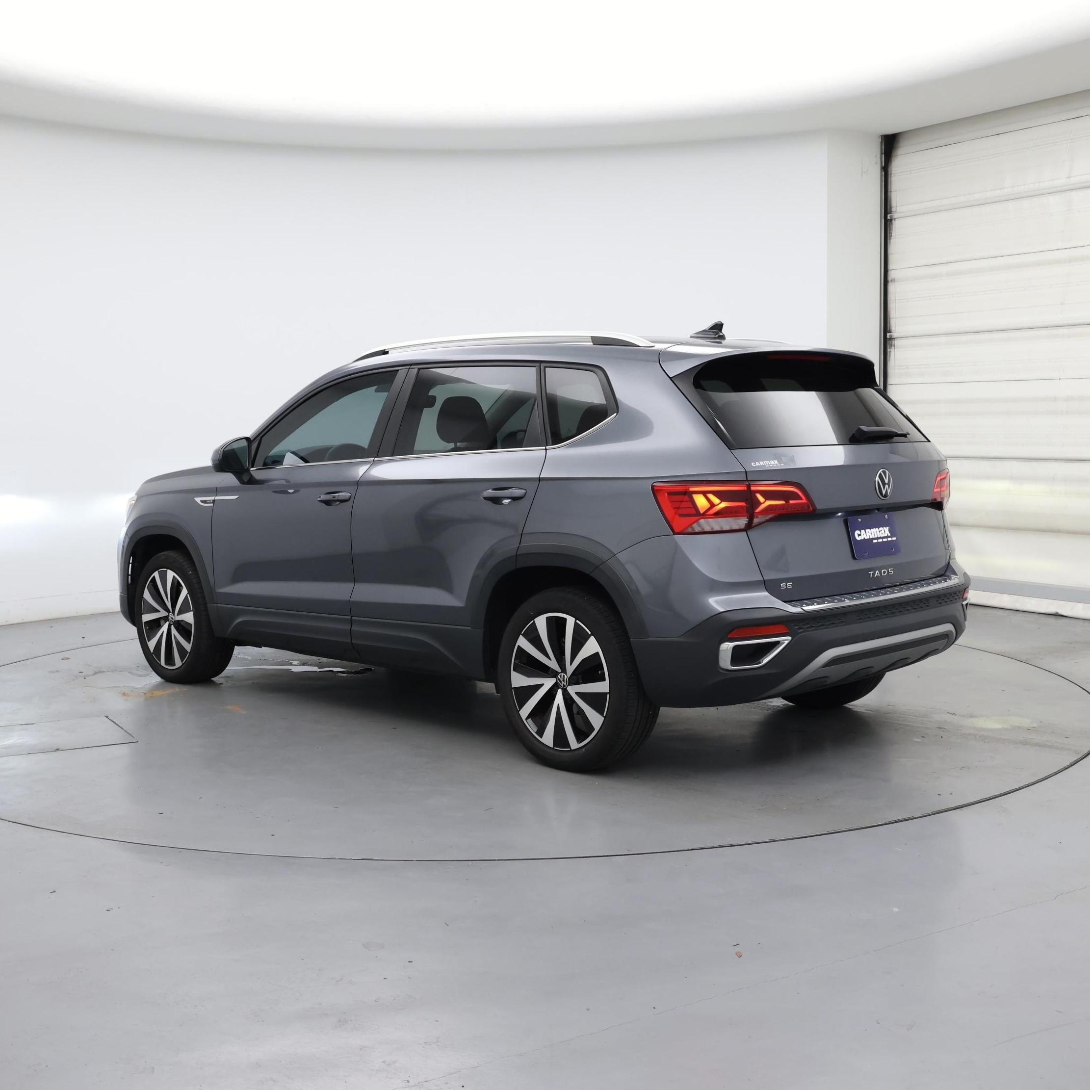 Thumbnail: 2022 Volkswagen Taos - 2