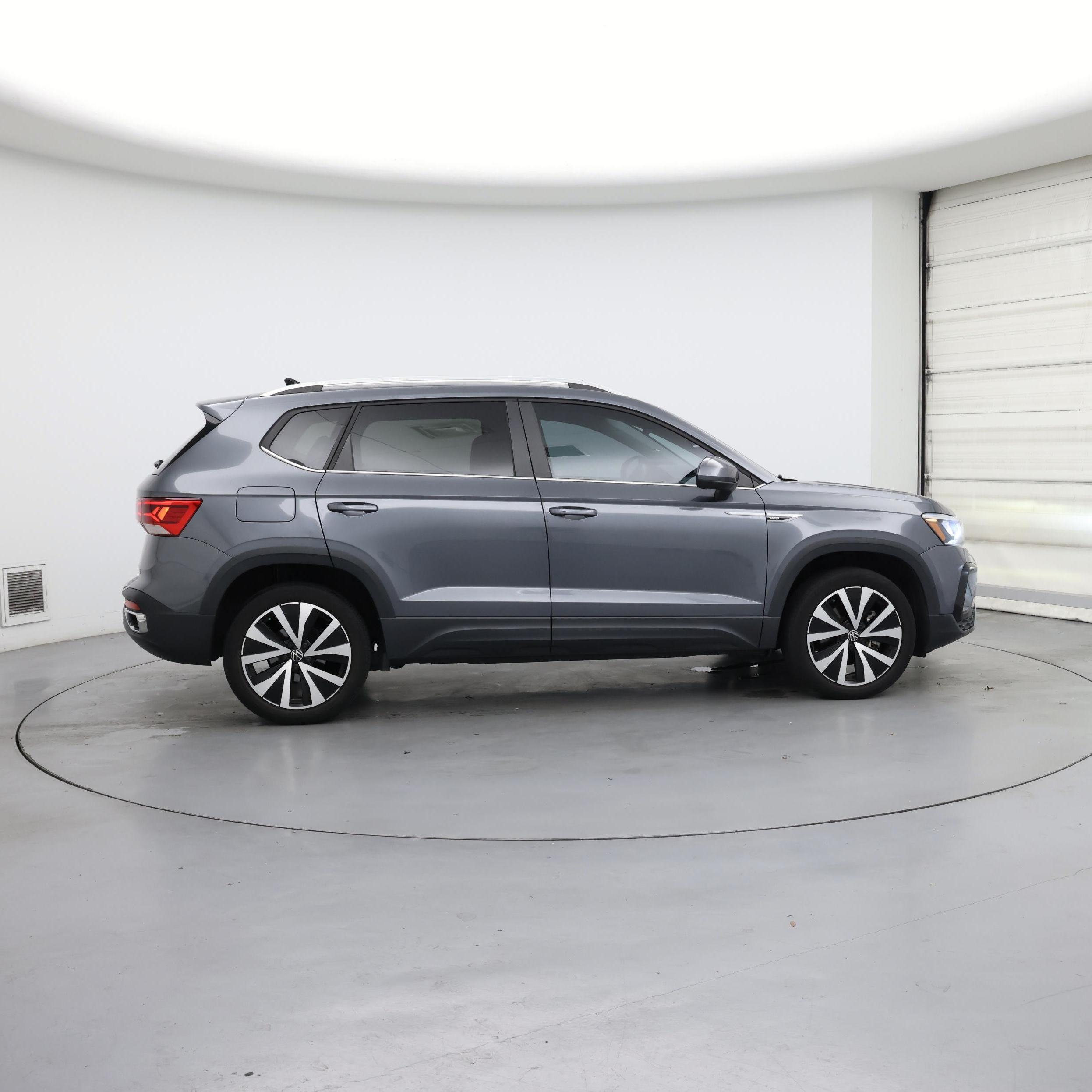 Thumbnail: 2022 Volkswagen Taos - 7