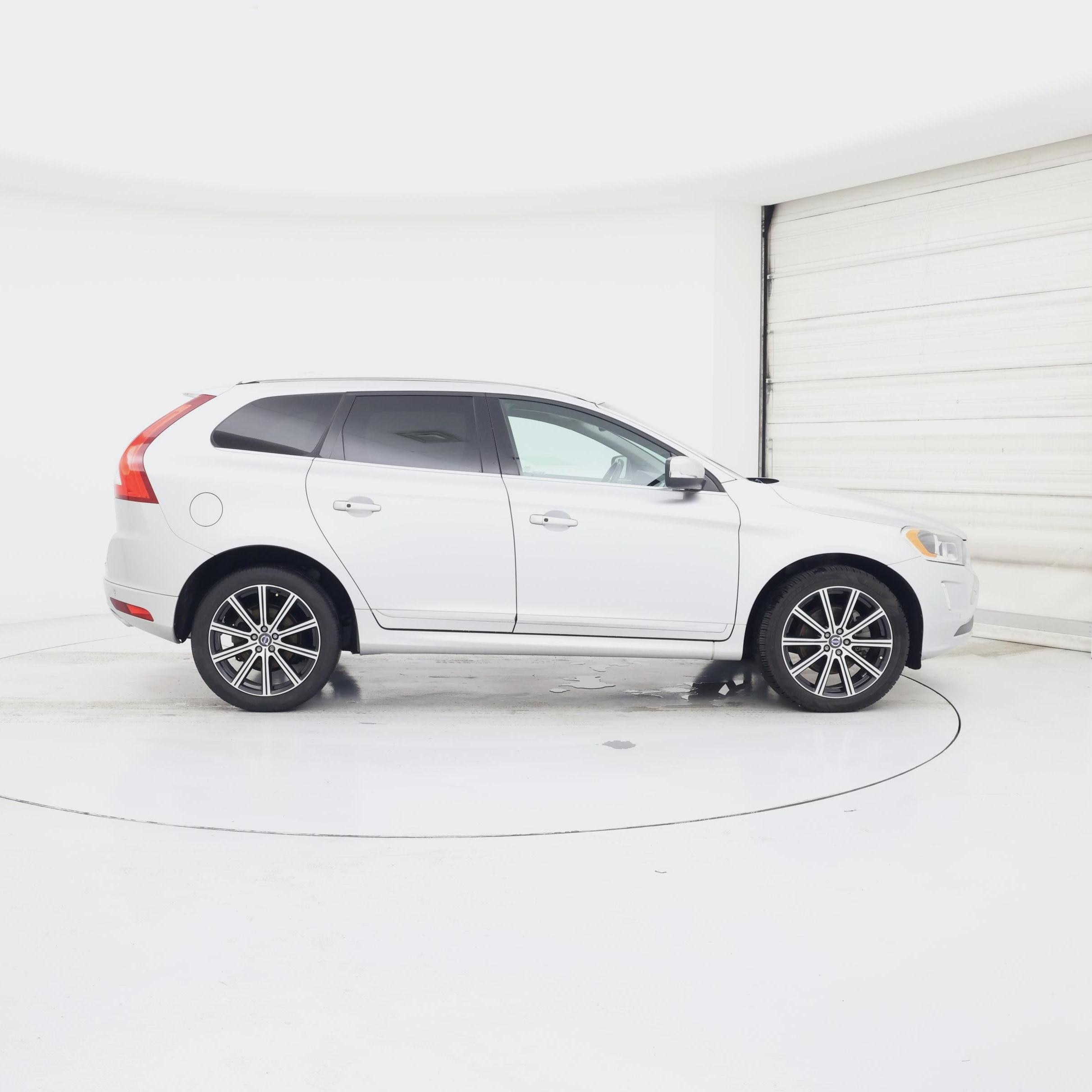 Thumbnail: 2015 Volvo XC60 - 7