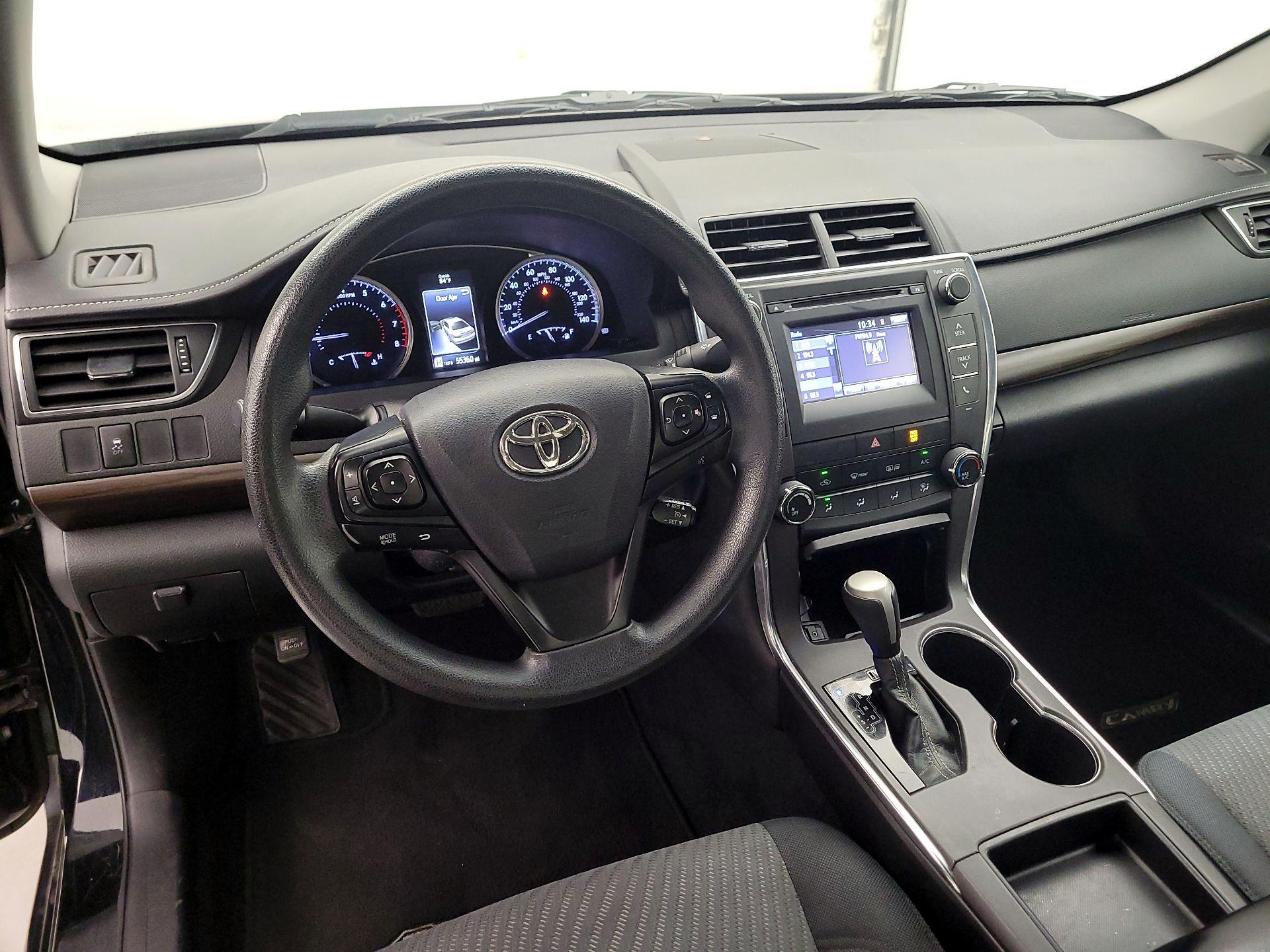 Thumbnail: 2016 Toyota Camry - 9