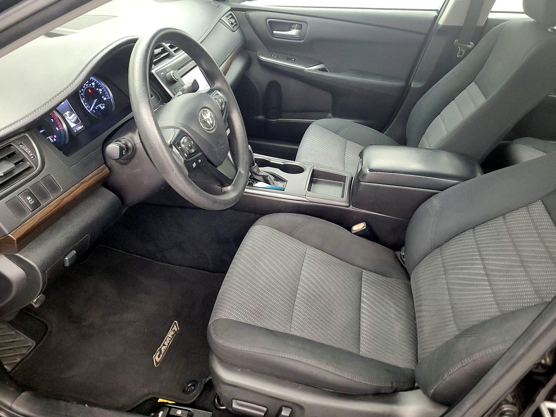 Thumbnail: 2016 Toyota Camry - 11