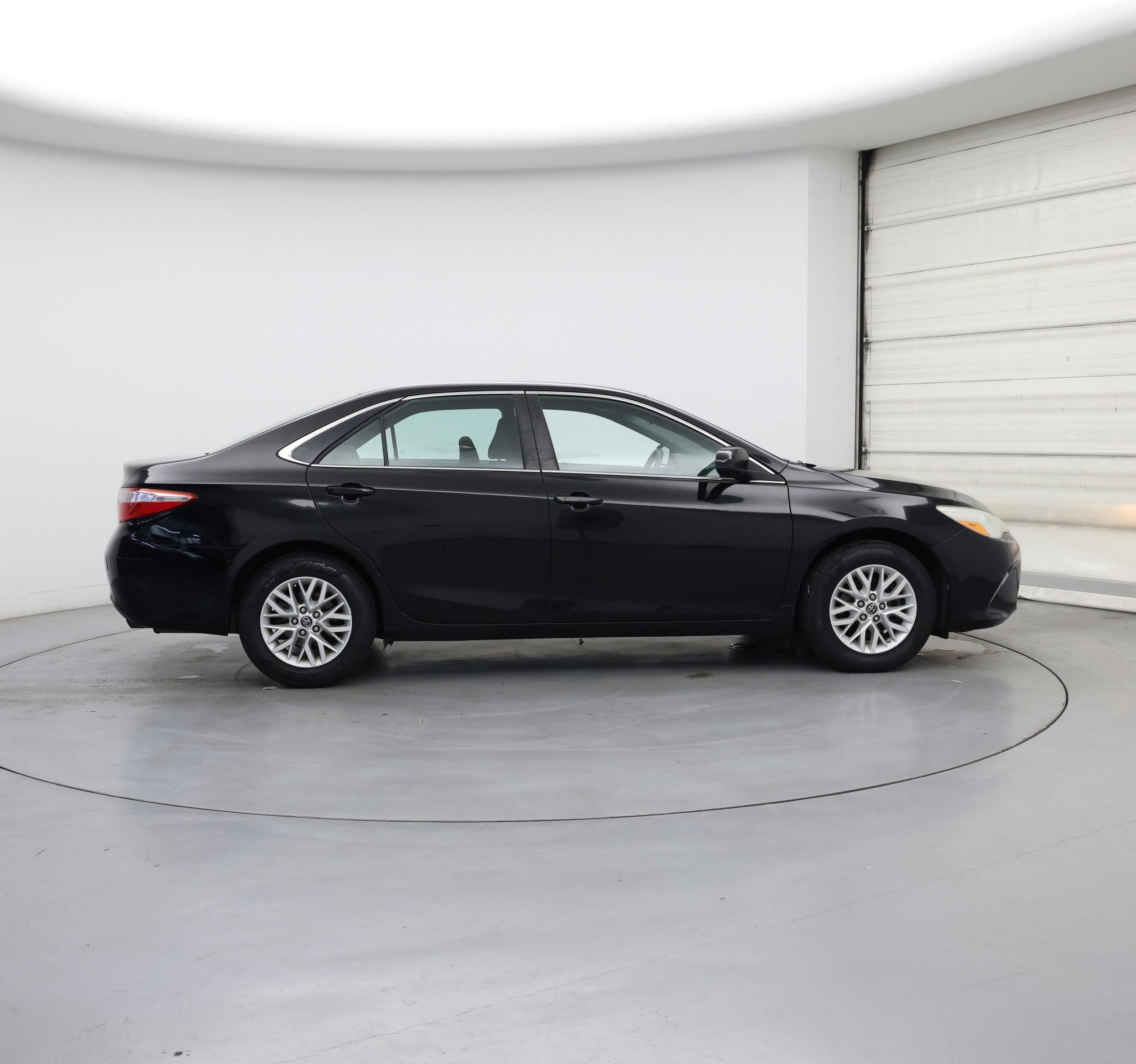 Thumbnail: 2016 Toyota Camry - 7