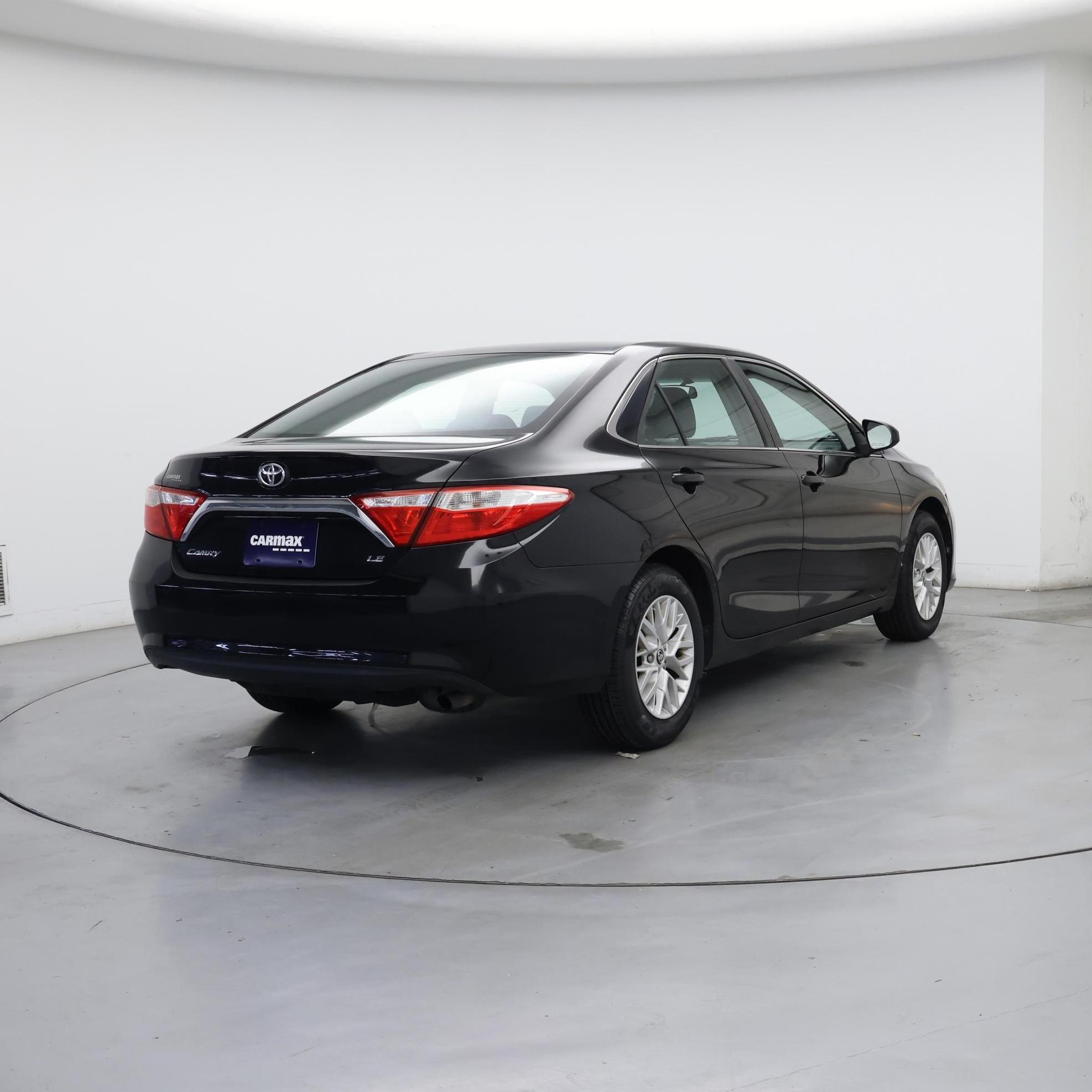 Thumbnail: 2016 Toyota Camry - 8