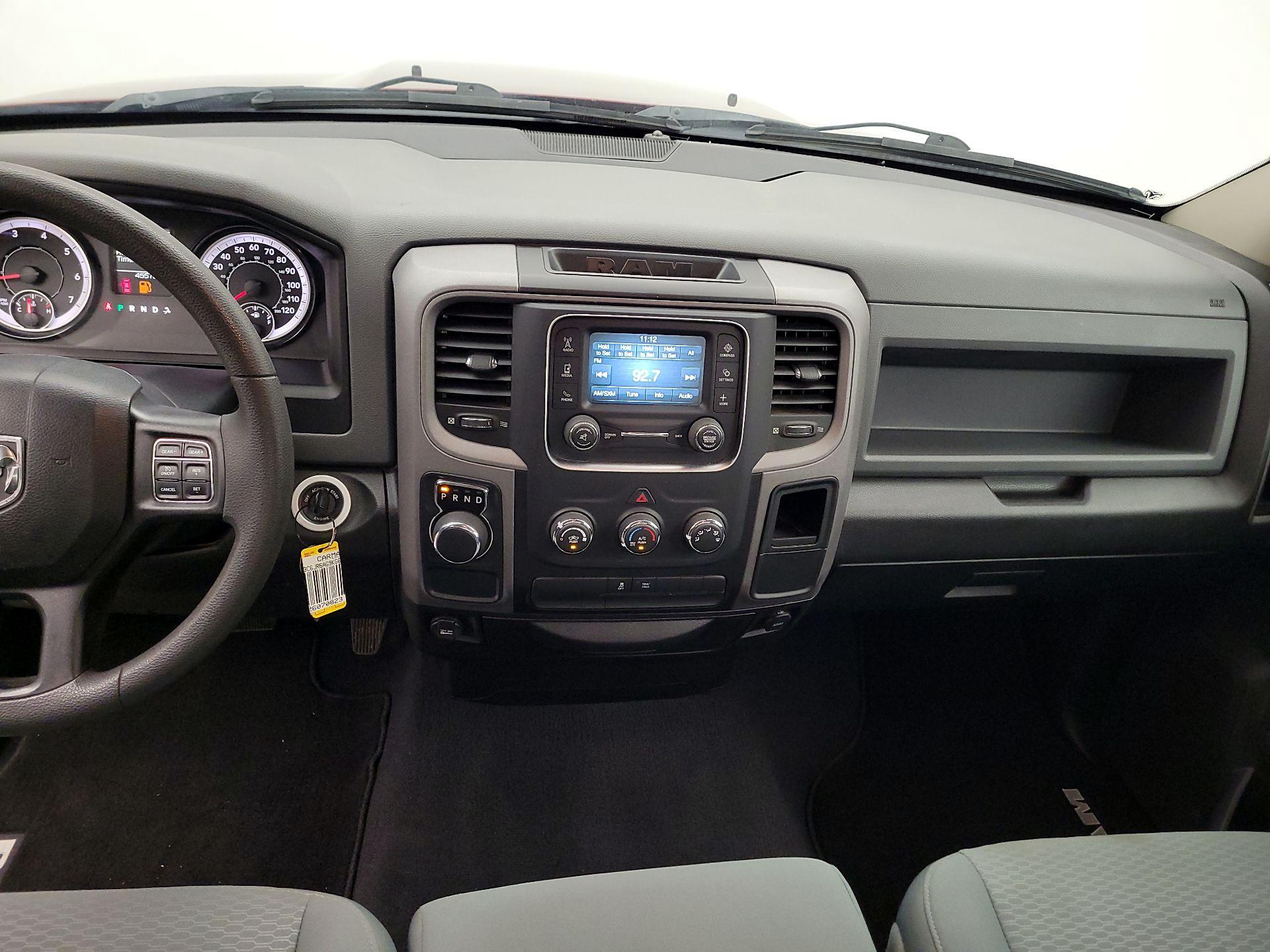 Thumbnail: 2019 RAM 1500 Classic - 9
