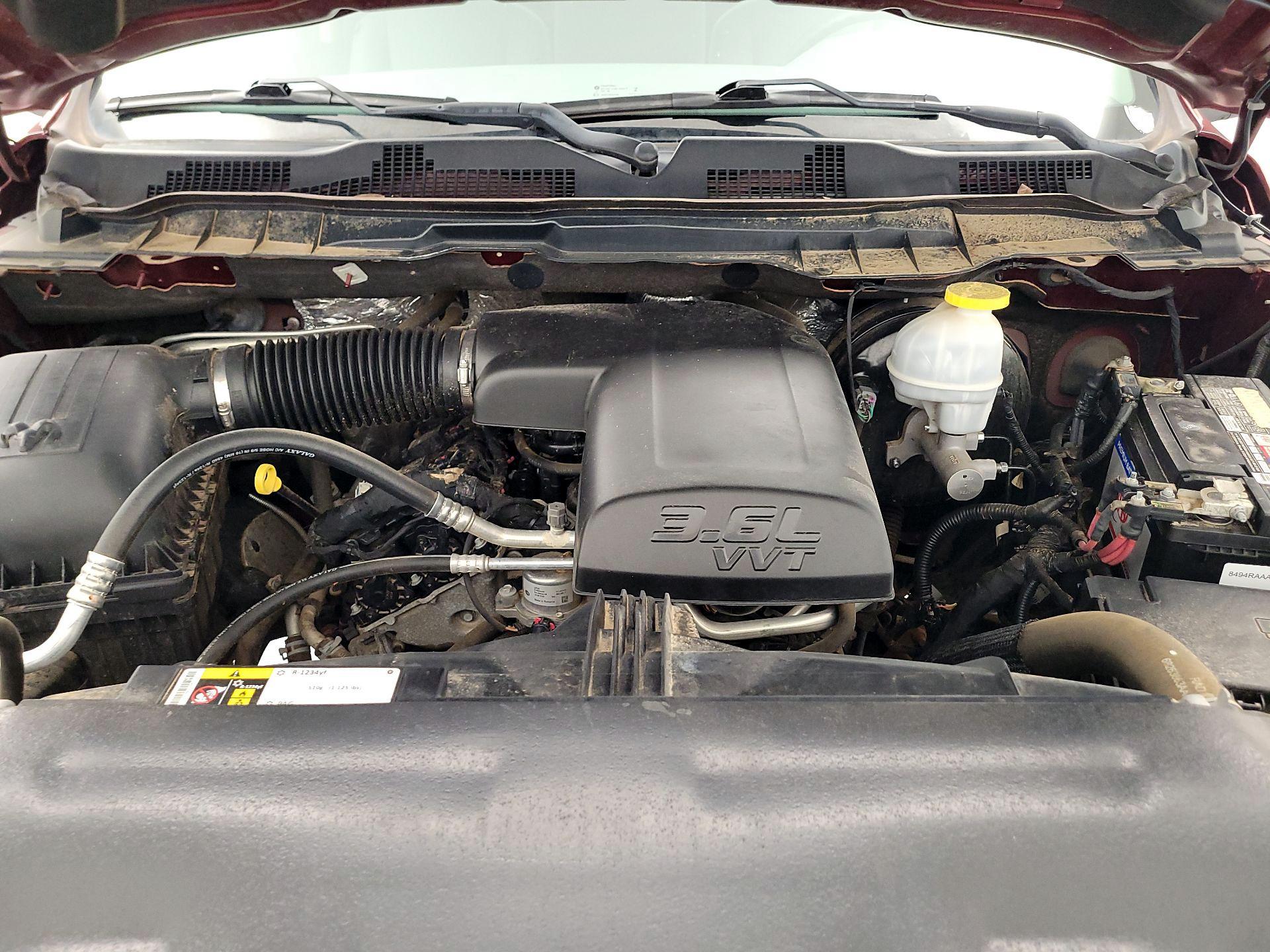 Thumbnail: 2019 RAM 1500 Classic - 17