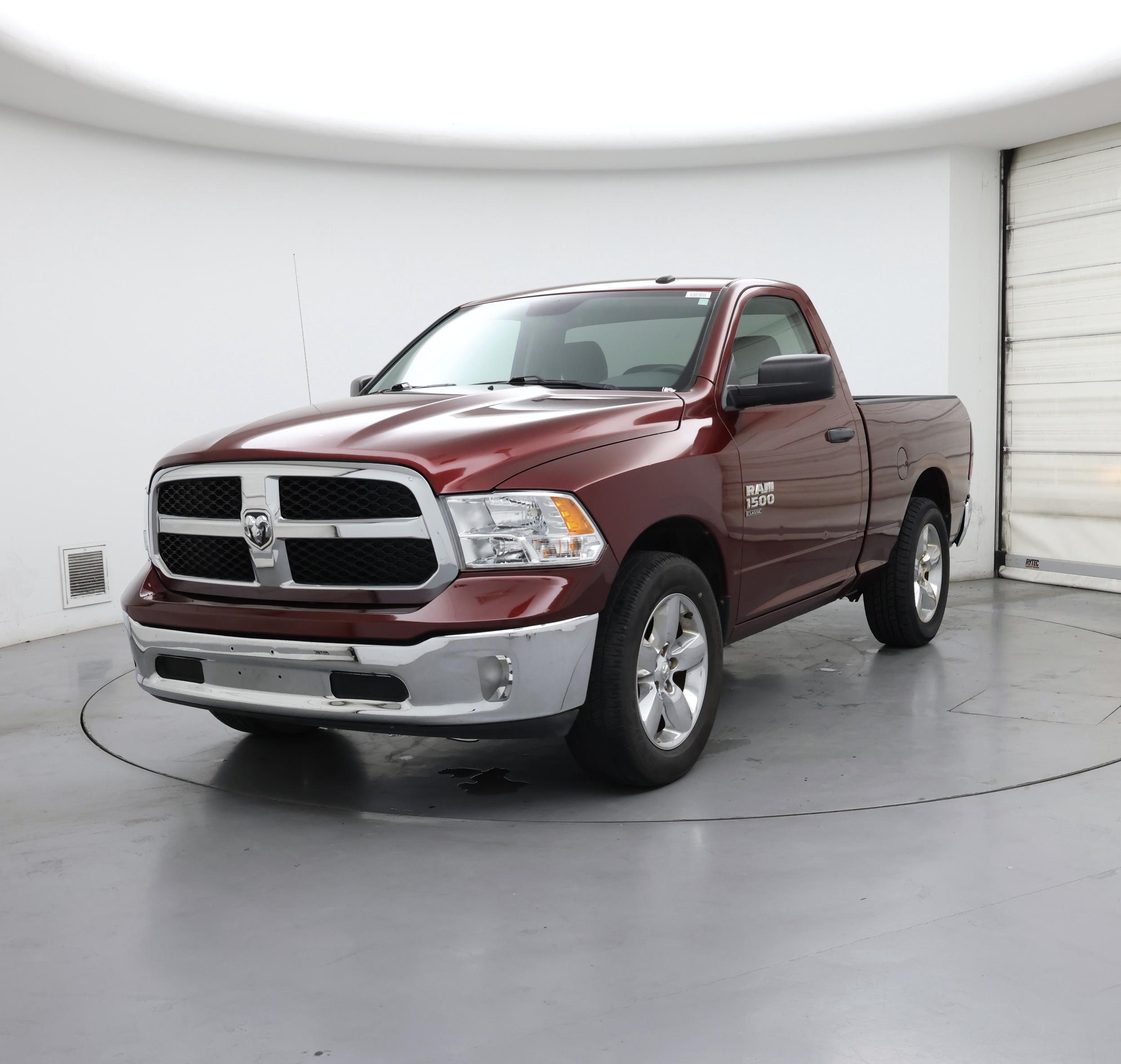 Thumbnail: 2019 RAM 1500 Classic - 4