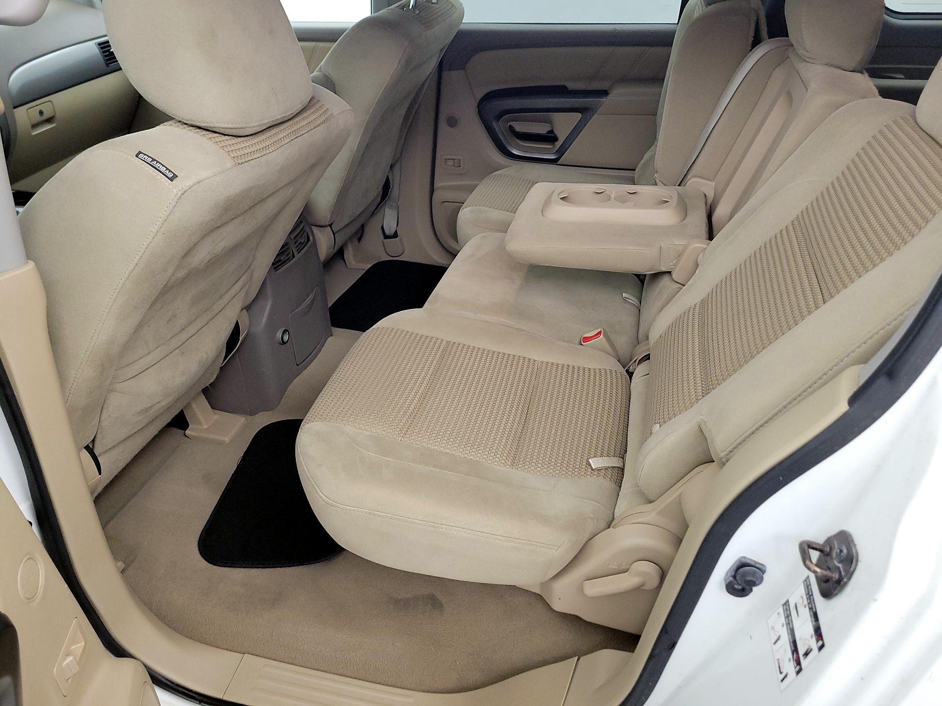 Thumbnail: 2015 Nissan Armada - 19