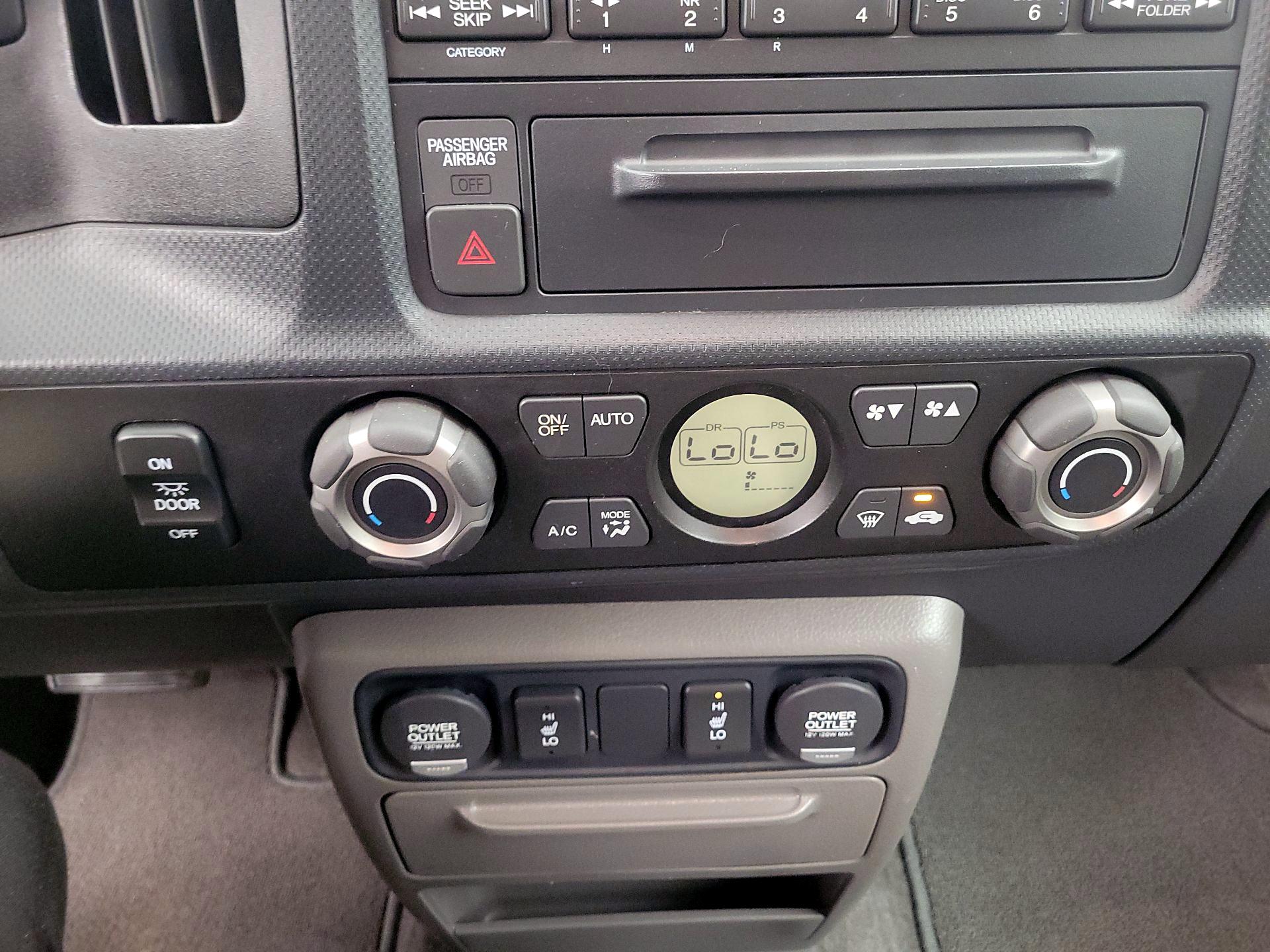 Thumbnail: 2014 Honda Ridgeline - 15