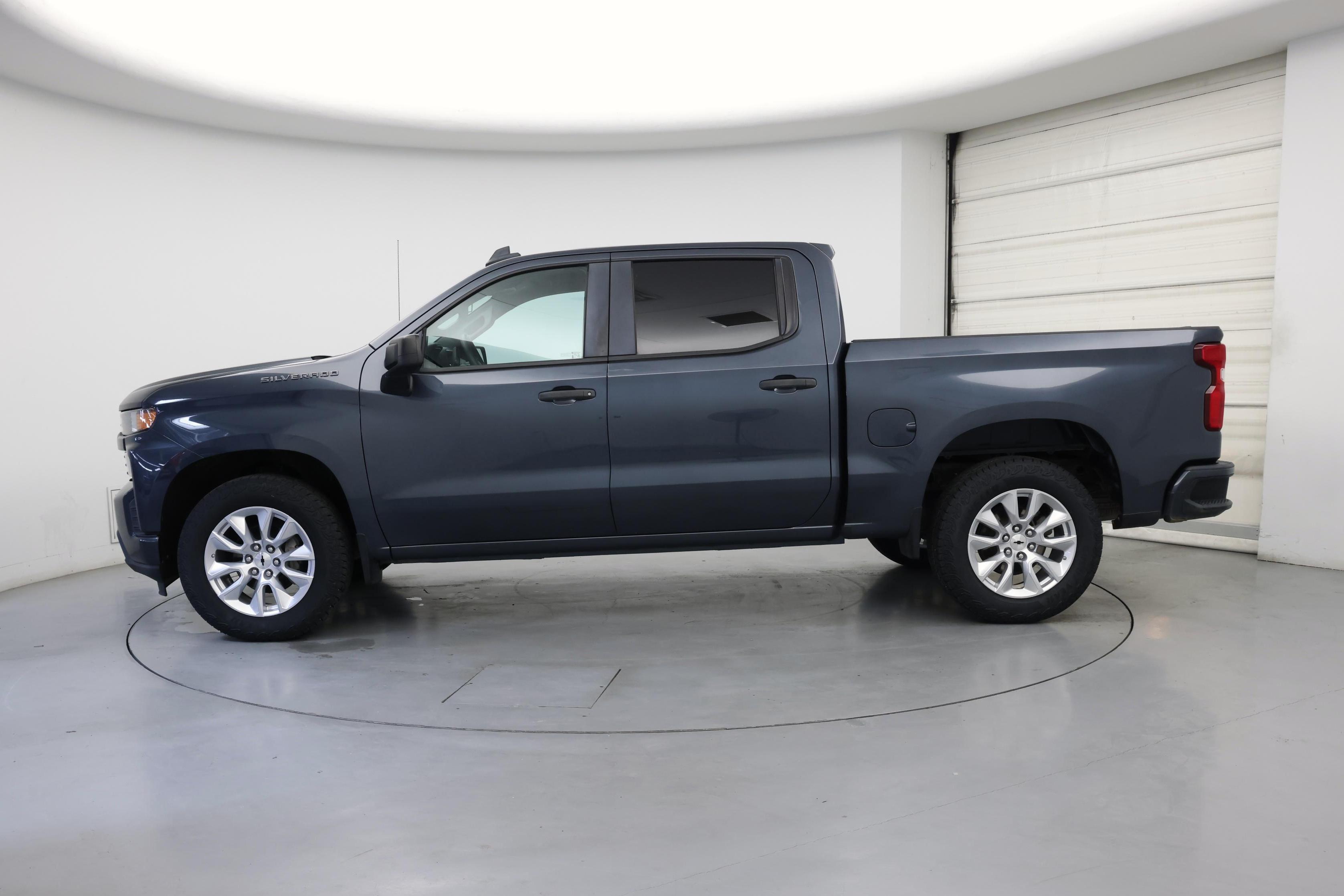 Thumbnail: 2020 Chevrolet Silverado 1500 - 3