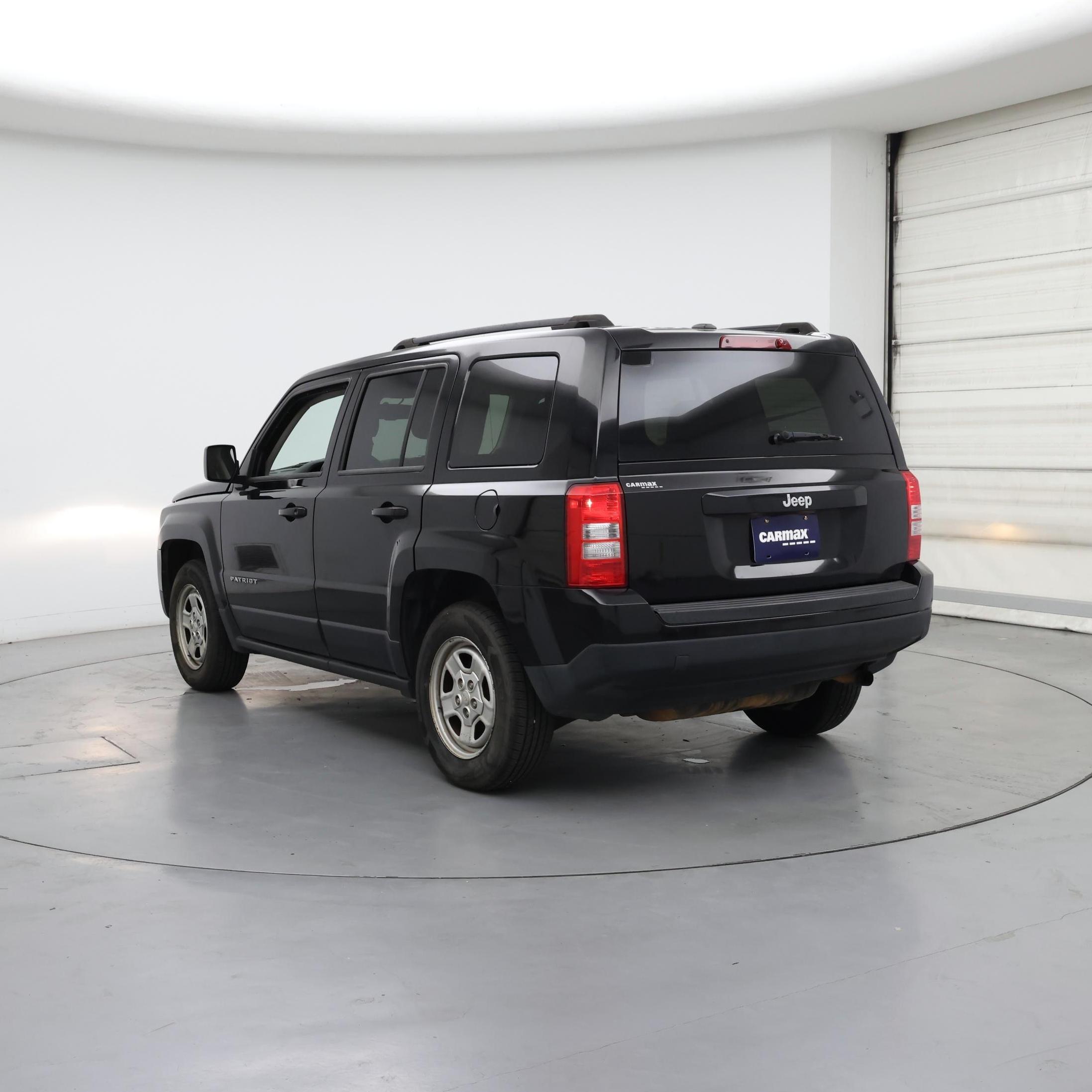 Thumbnail: 2017 Jeep Patriot - 2