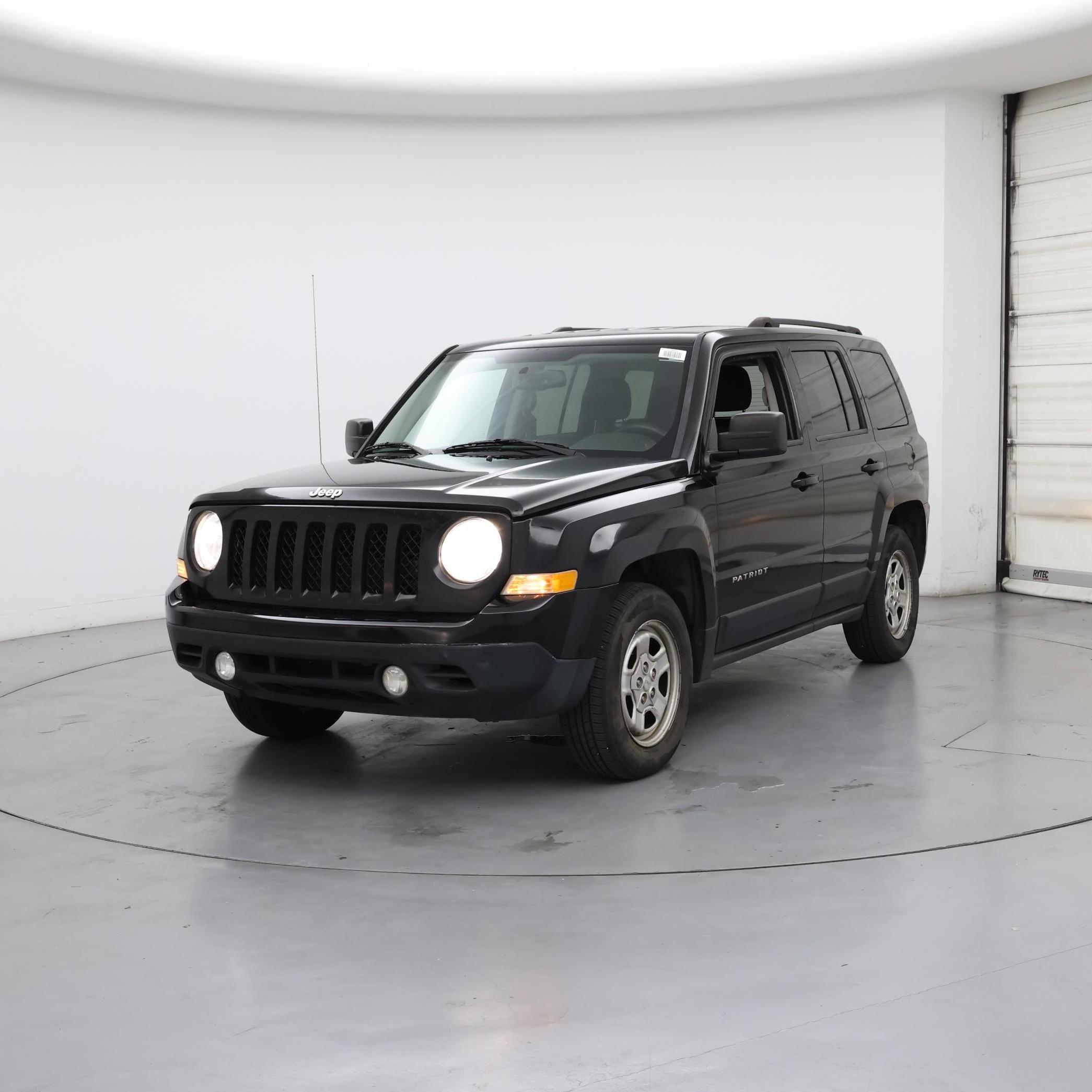 Thumbnail: 2017 Jeep Patriot - 4