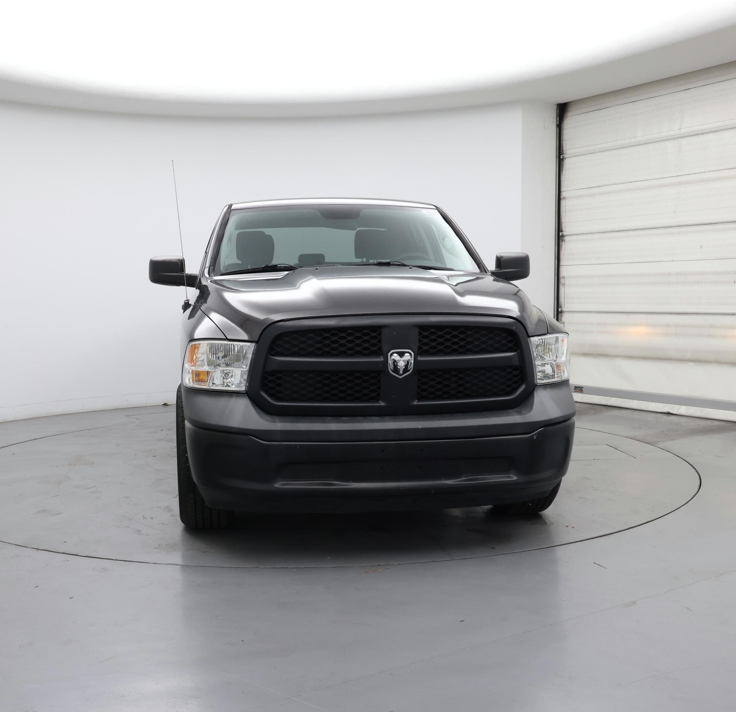 Thumbnail: 2019 RAM 1500 Classic - 5